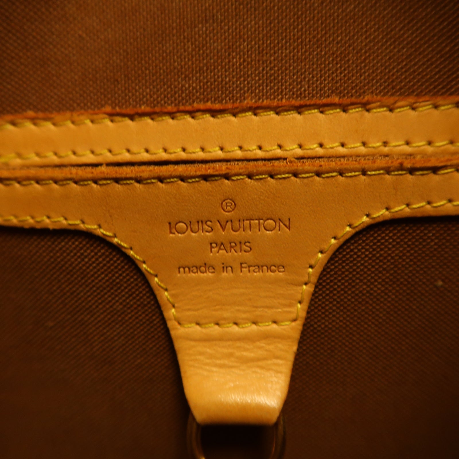 LOUIS VUITTON Monogram Ellipse PM金扣手挽袋啡色
