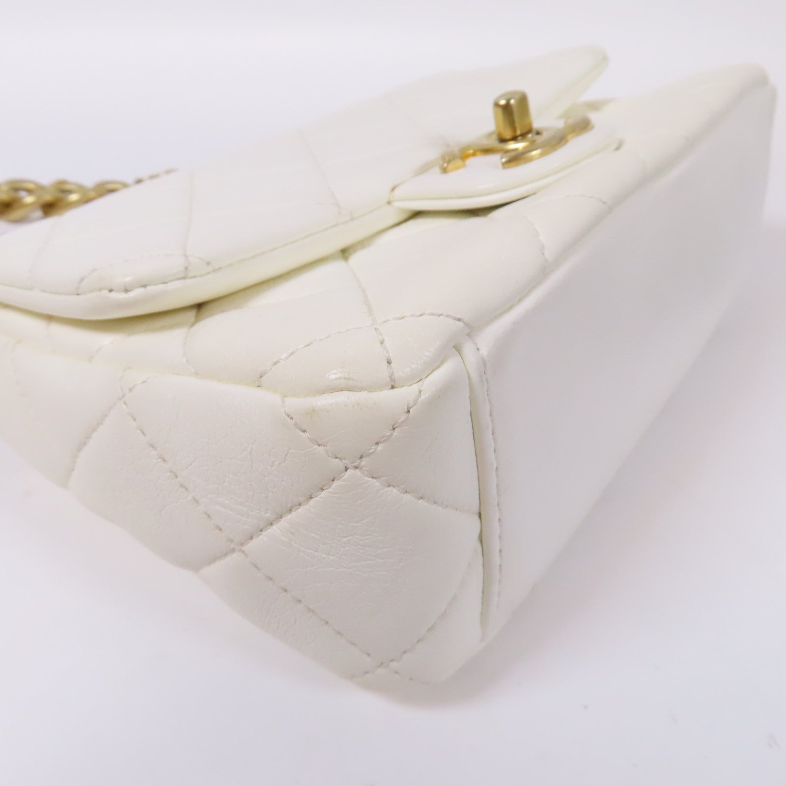 CHANEL 【激減優惠】菱格羊皮皮革Mini Flap Chain Shoulder金扣鏈帶肩背袋白色