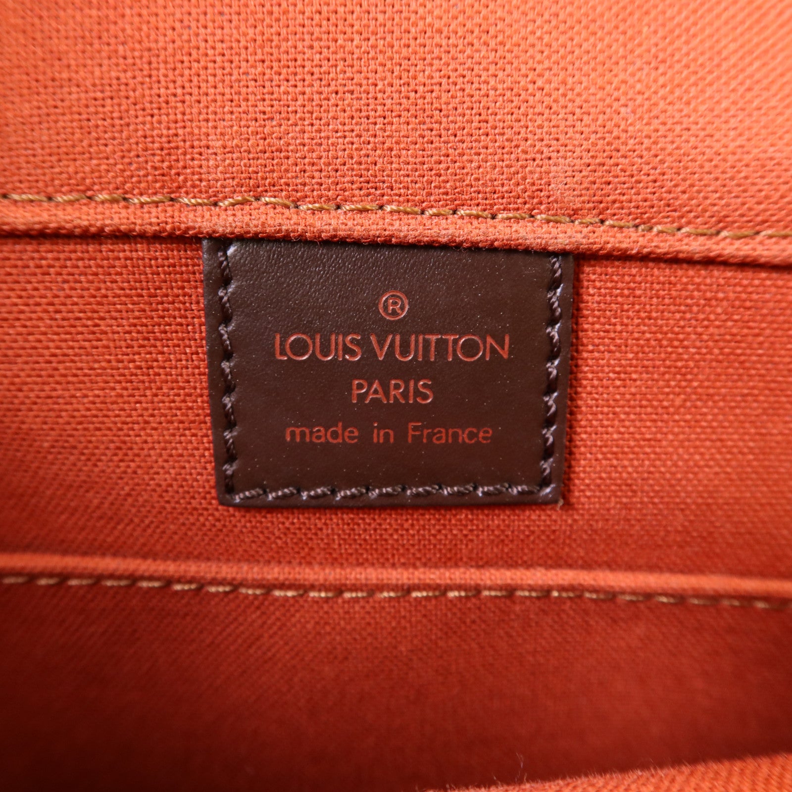 LOUIS VUITTON Damier Bastille金扣肩背袋