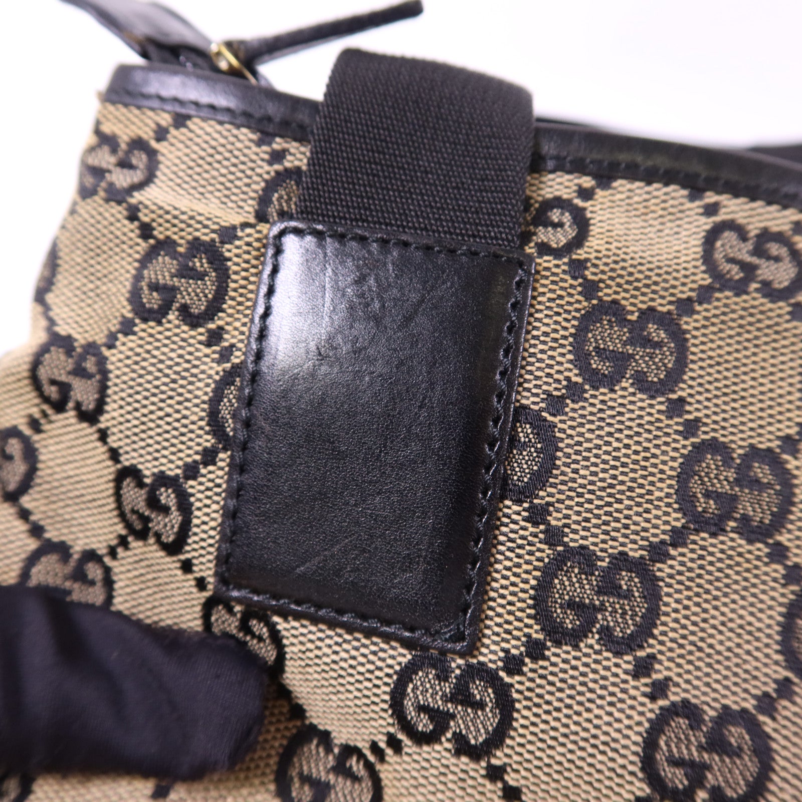 GUCCI 帆布Shoulder Bag銀扣肩背袋