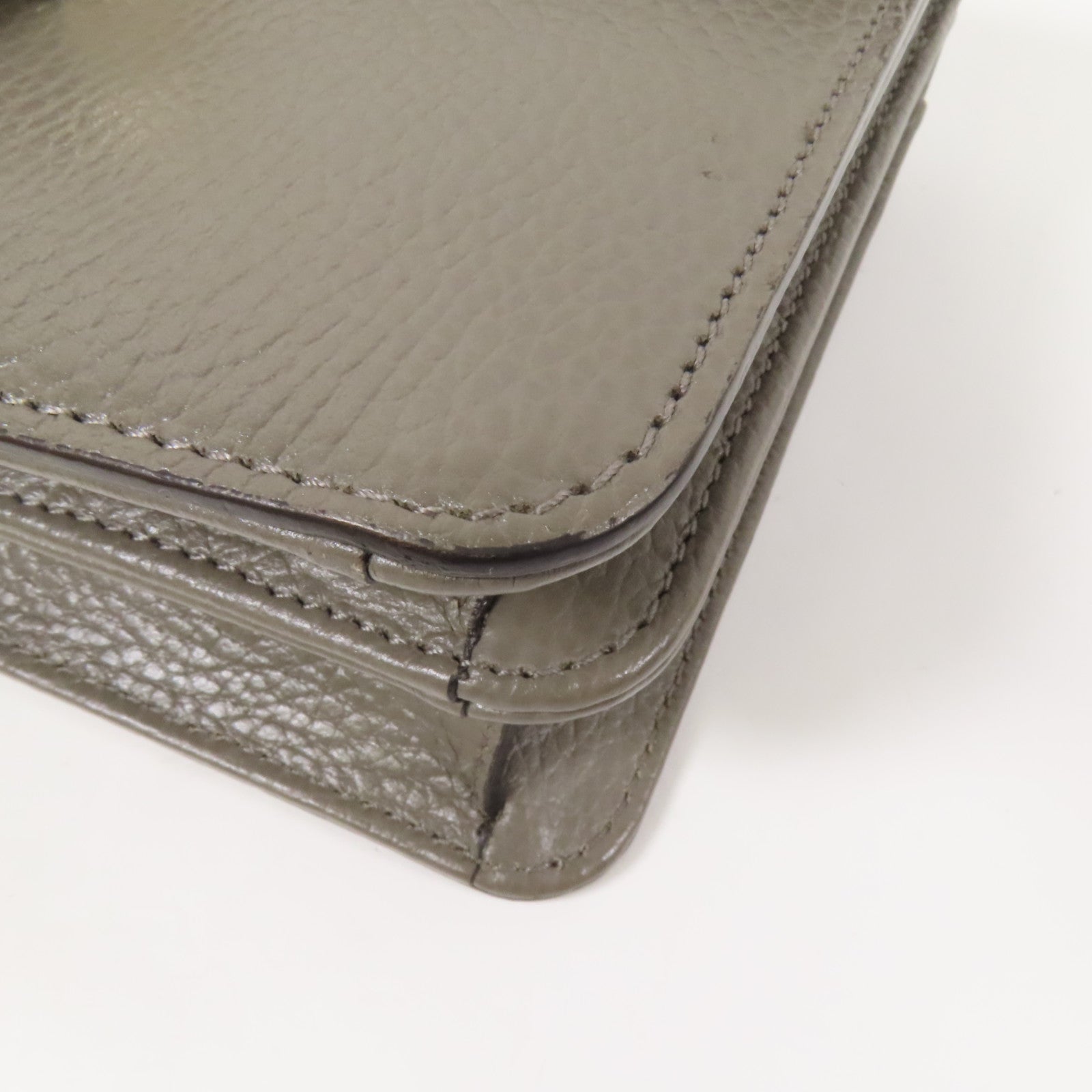 GUCCI 牛皮皮革Interlocking G金扣鏈帶肩背袋