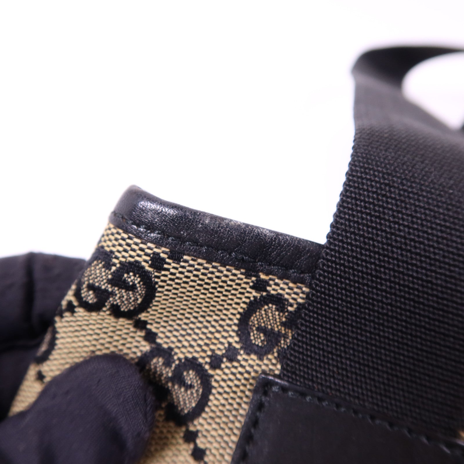 GUCCI 帆布Shoulder Bag銀扣肩背袋