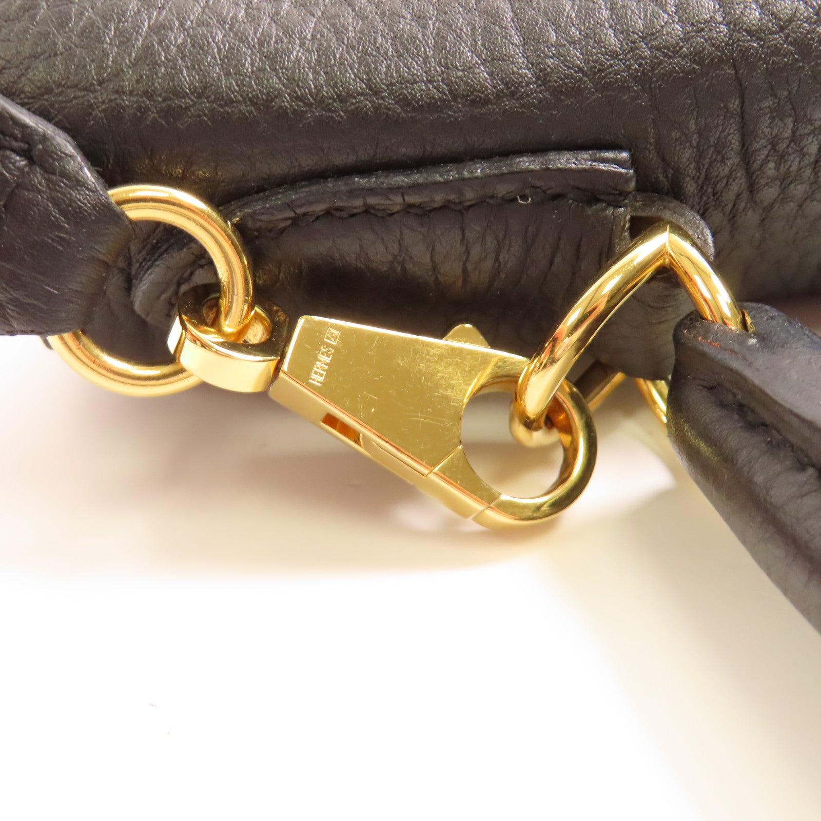 HERMES Togo皮革Kelly 28金扣手挽肩背兩用袋89 Noir