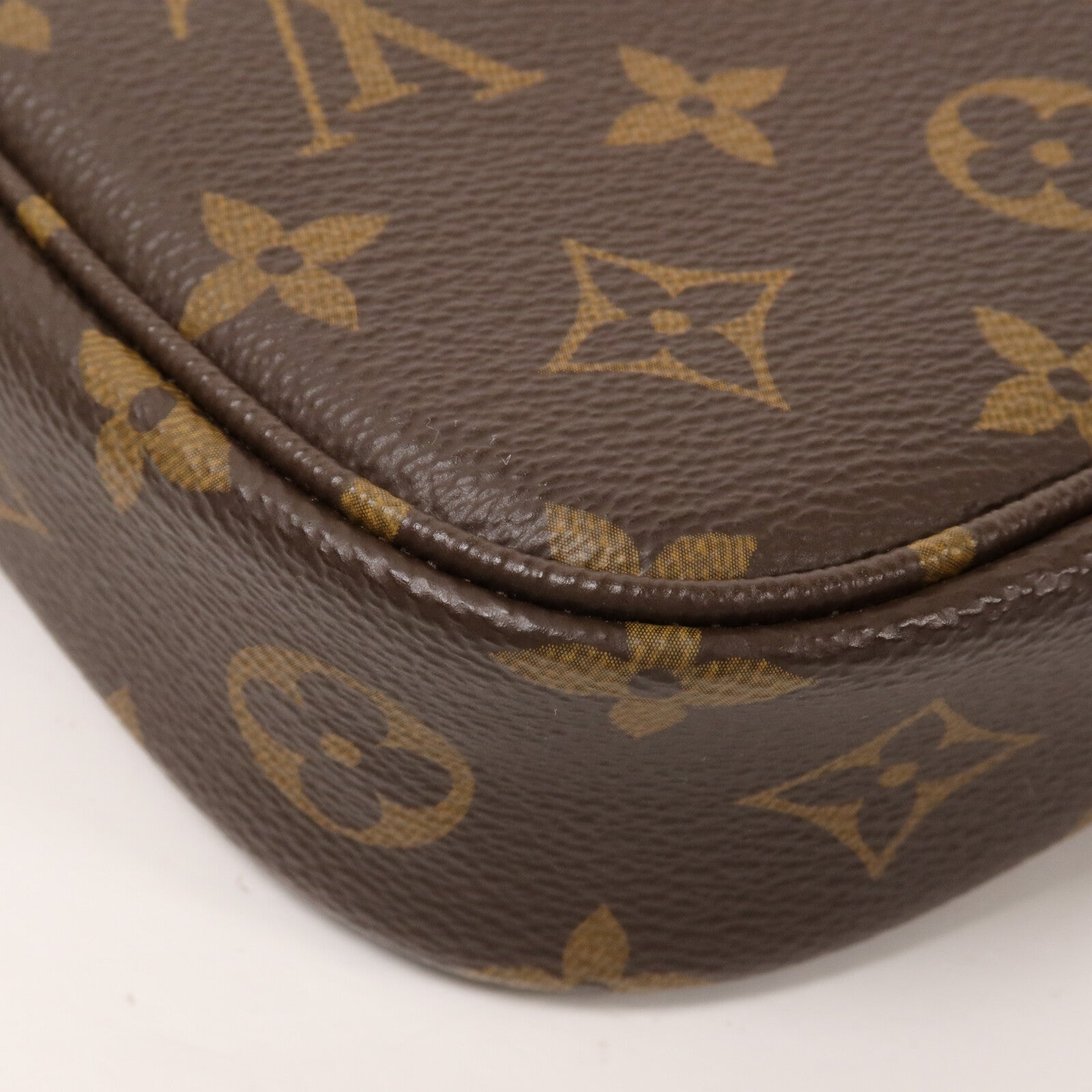 LOUIS VUITTON Monogram Wallet On Chain Ivy肩背袋