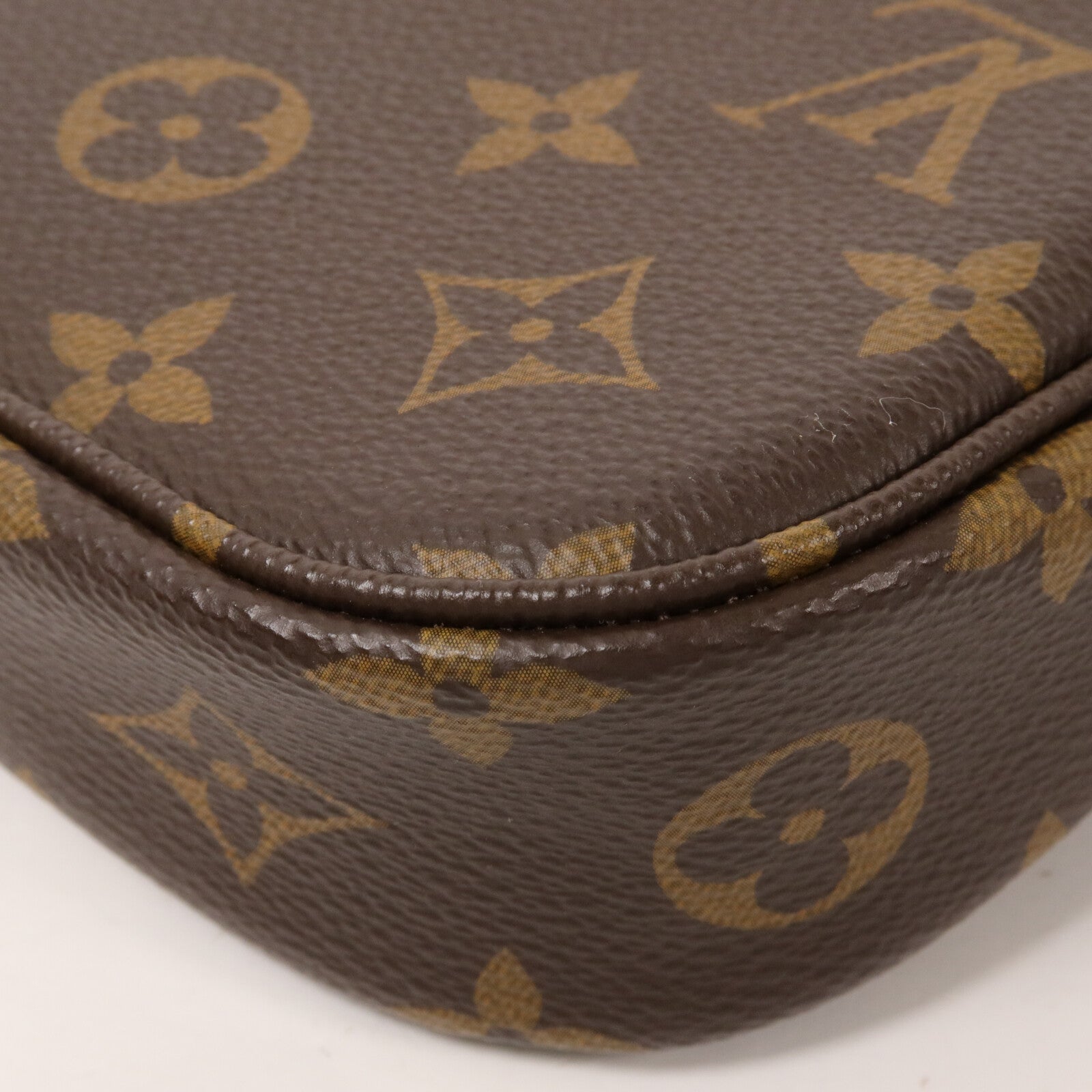 LOUIS VUITTON Monogram Wallet On Chain Ivy肩背袋