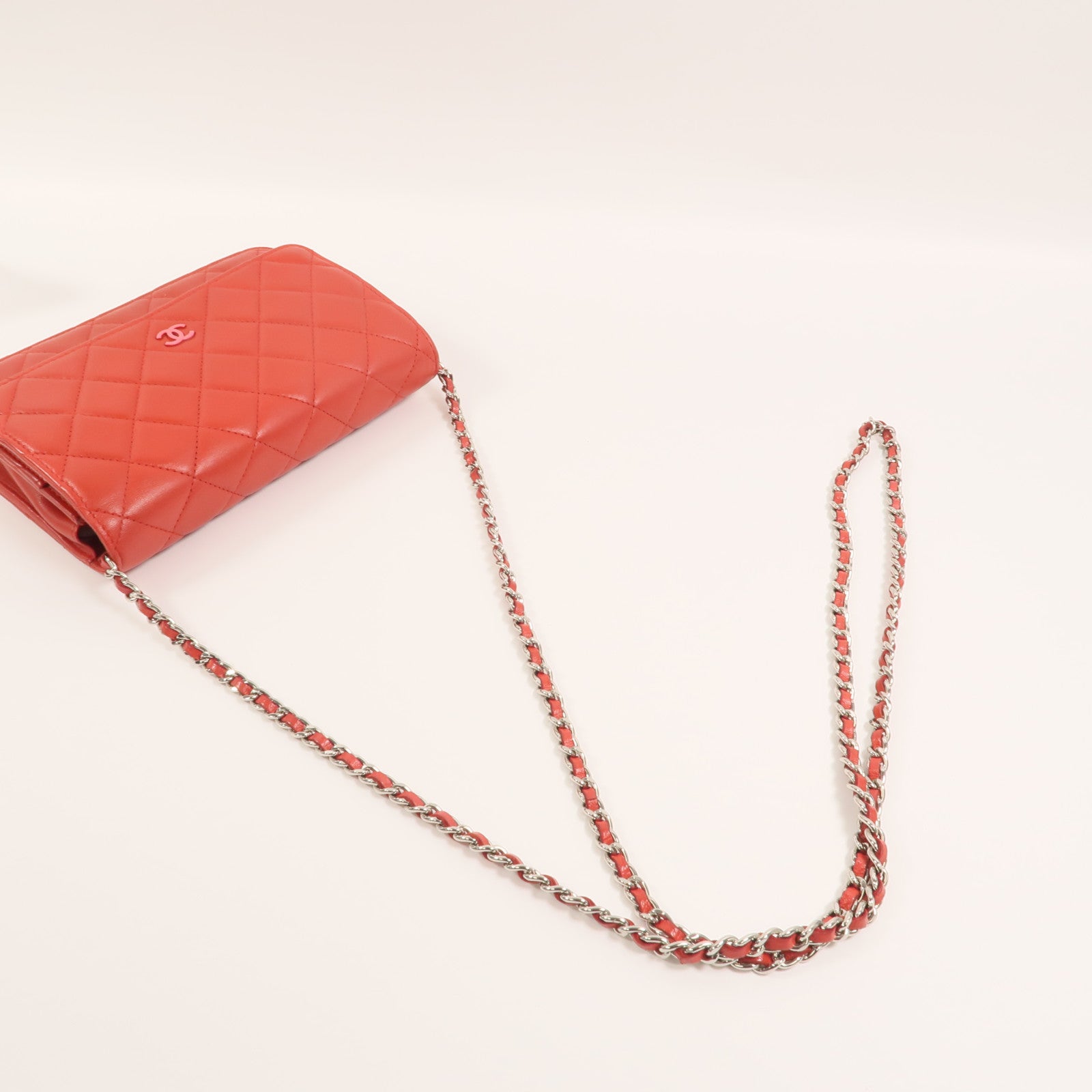 CHANEL 羊皮皮革WOC Wallet On Chain鏈帶肩背袋
