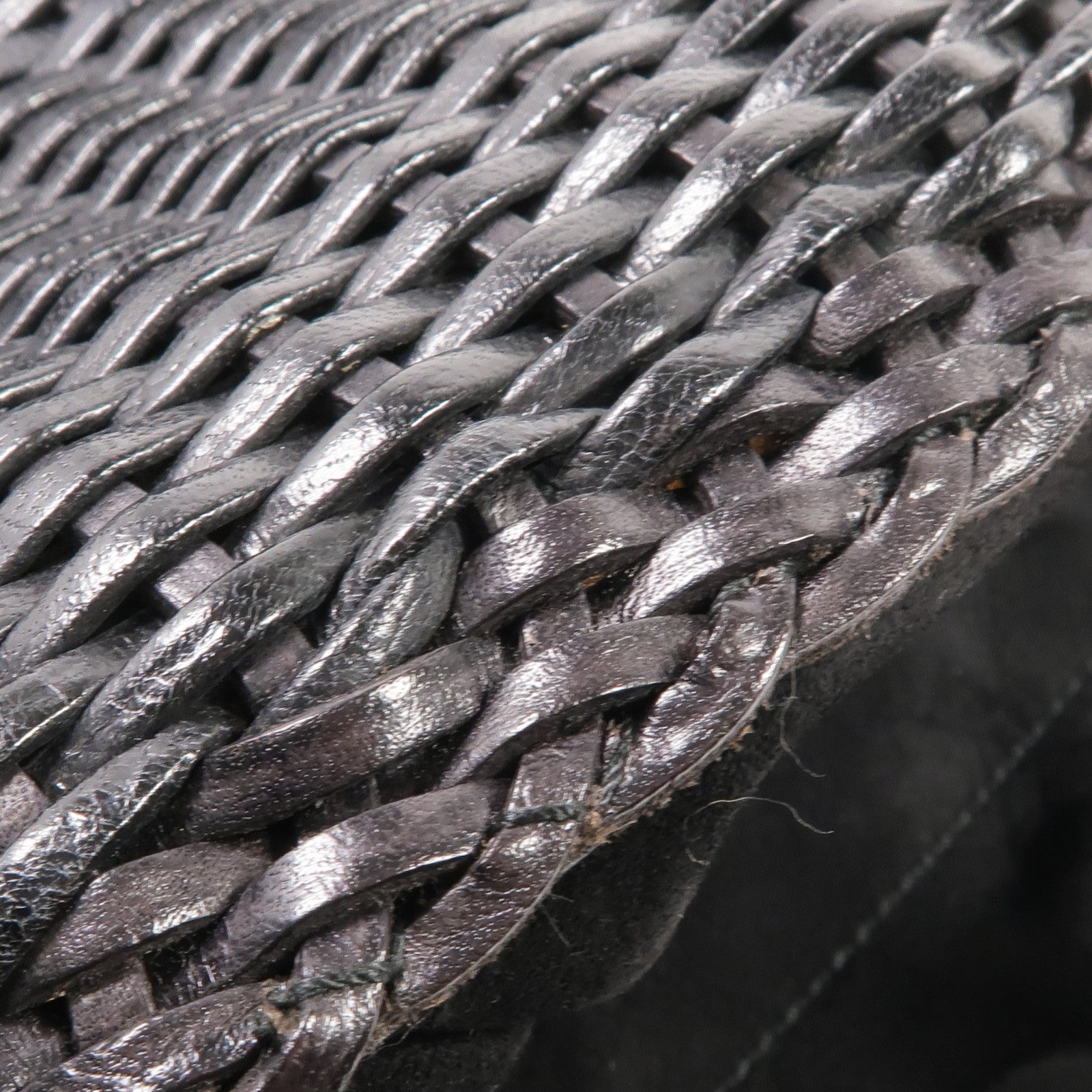 GUCCI 牛皮皮革Chain Shoulder Bag銀扣鏈帶肩背袋