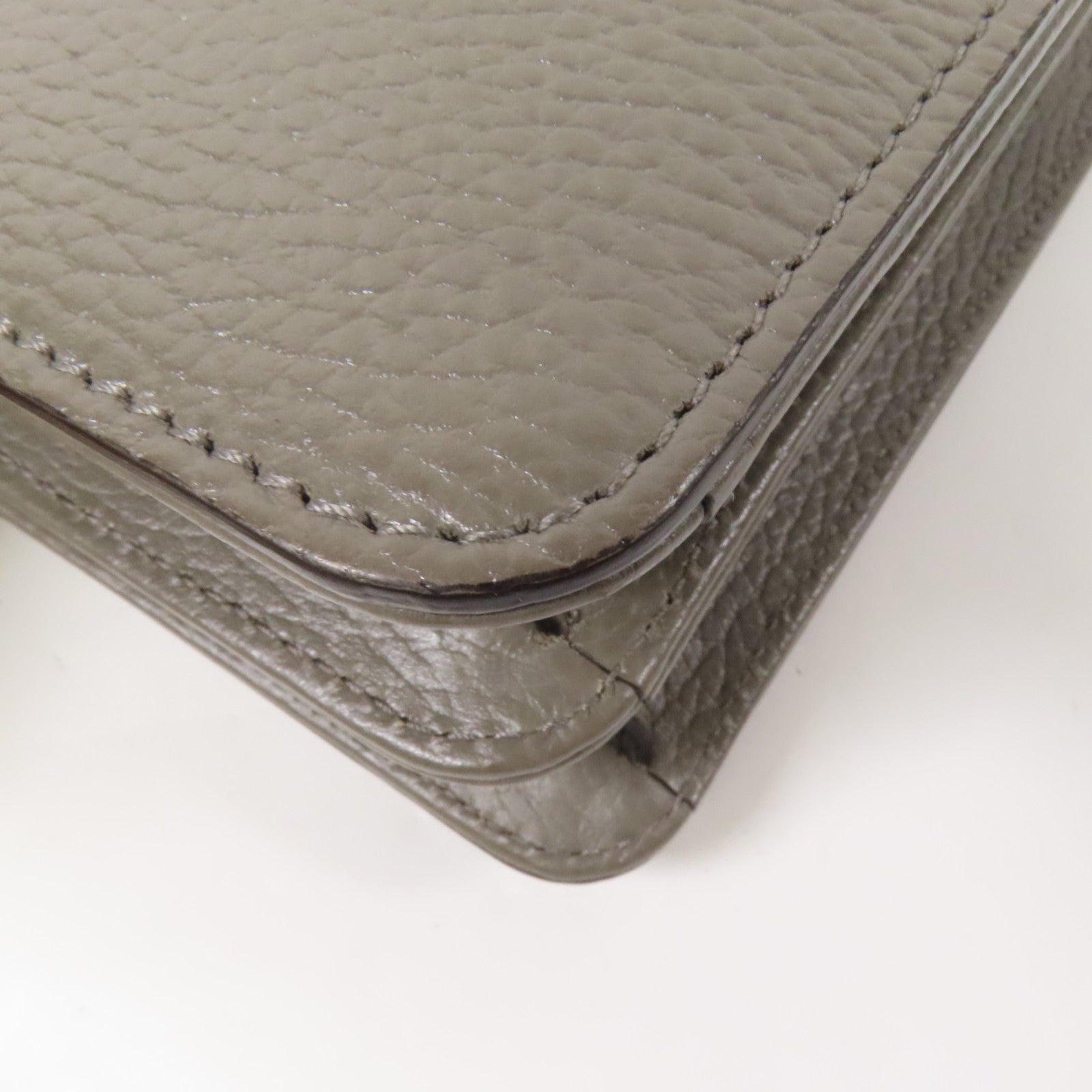 GUCCI 牛皮皮革Interlocking G金扣鏈帶肩背袋