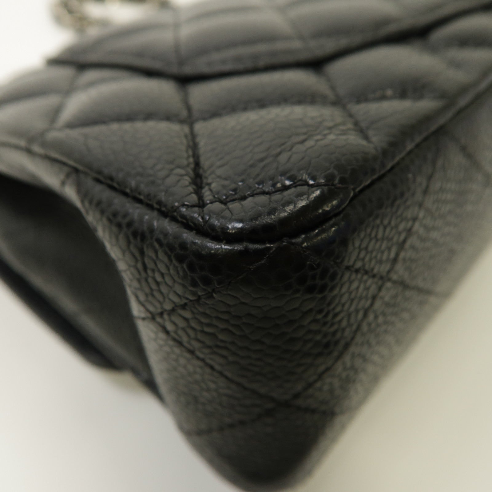 CHANEL 【激減優惠】菱格Caviar皮革Classic Flap 23銀扣鏈帶肩背袋黑色