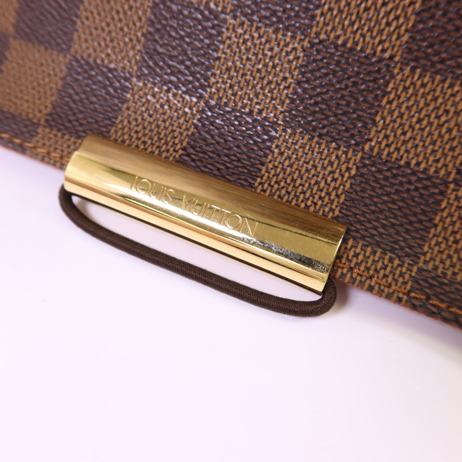 LOUIS VUITTON Damier Bastille金扣肩背袋