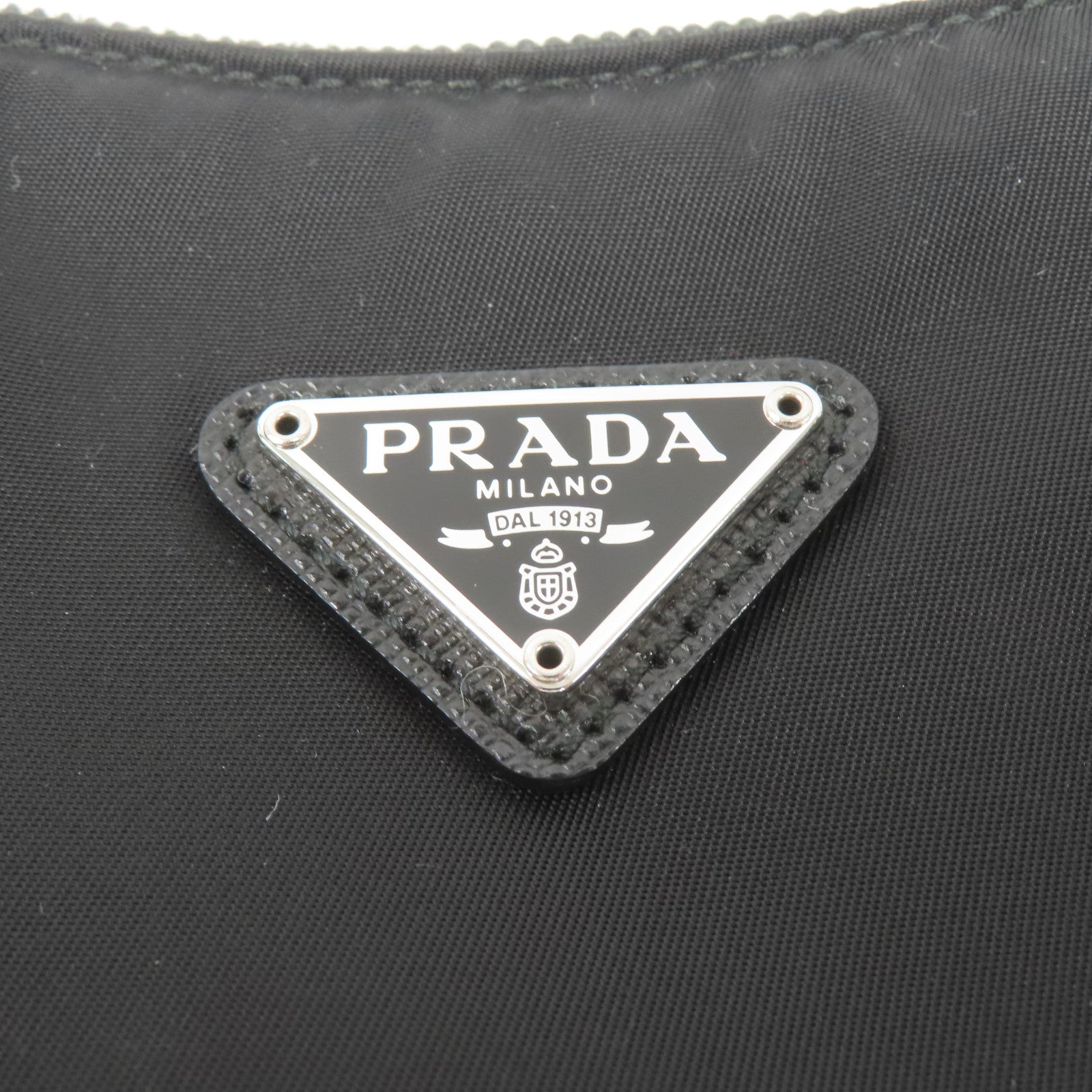 PRADA 【激減優惠】尼龍Handbag銀扣手挽袋黑色