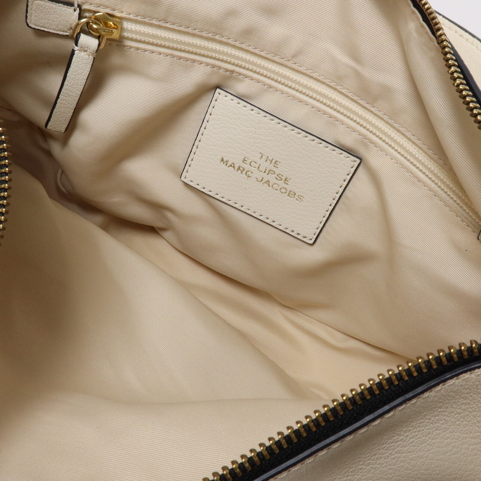 MARC JACOBS 牛皮皮革The Eclipse Shoulder Bag鏈帶肩背袋