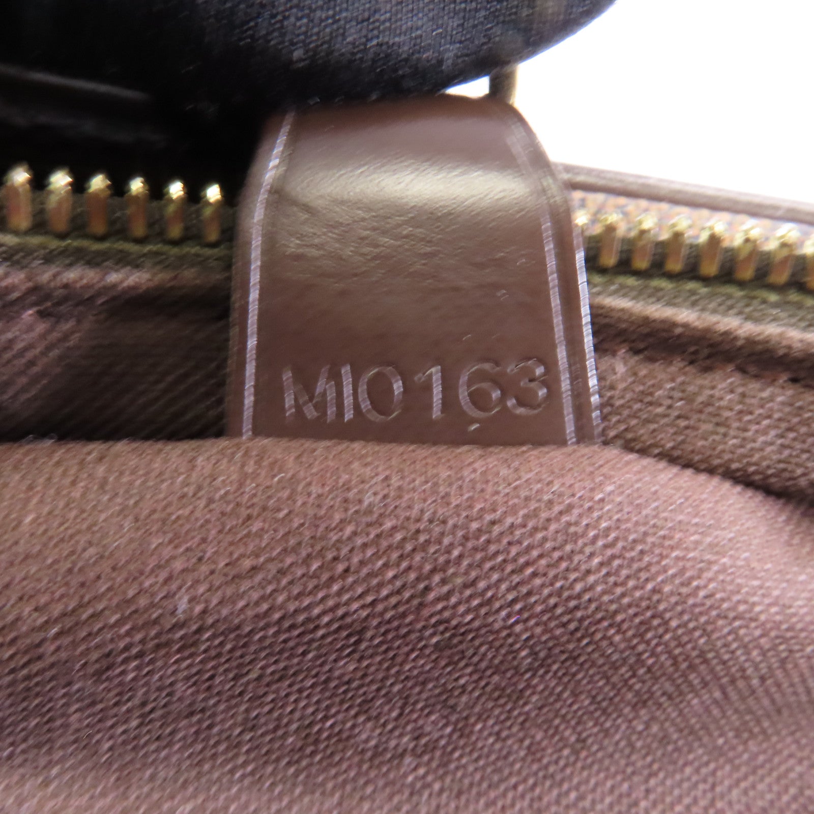 LOUIS VUITTON Damier Shelton GM金扣肩背袋棕色