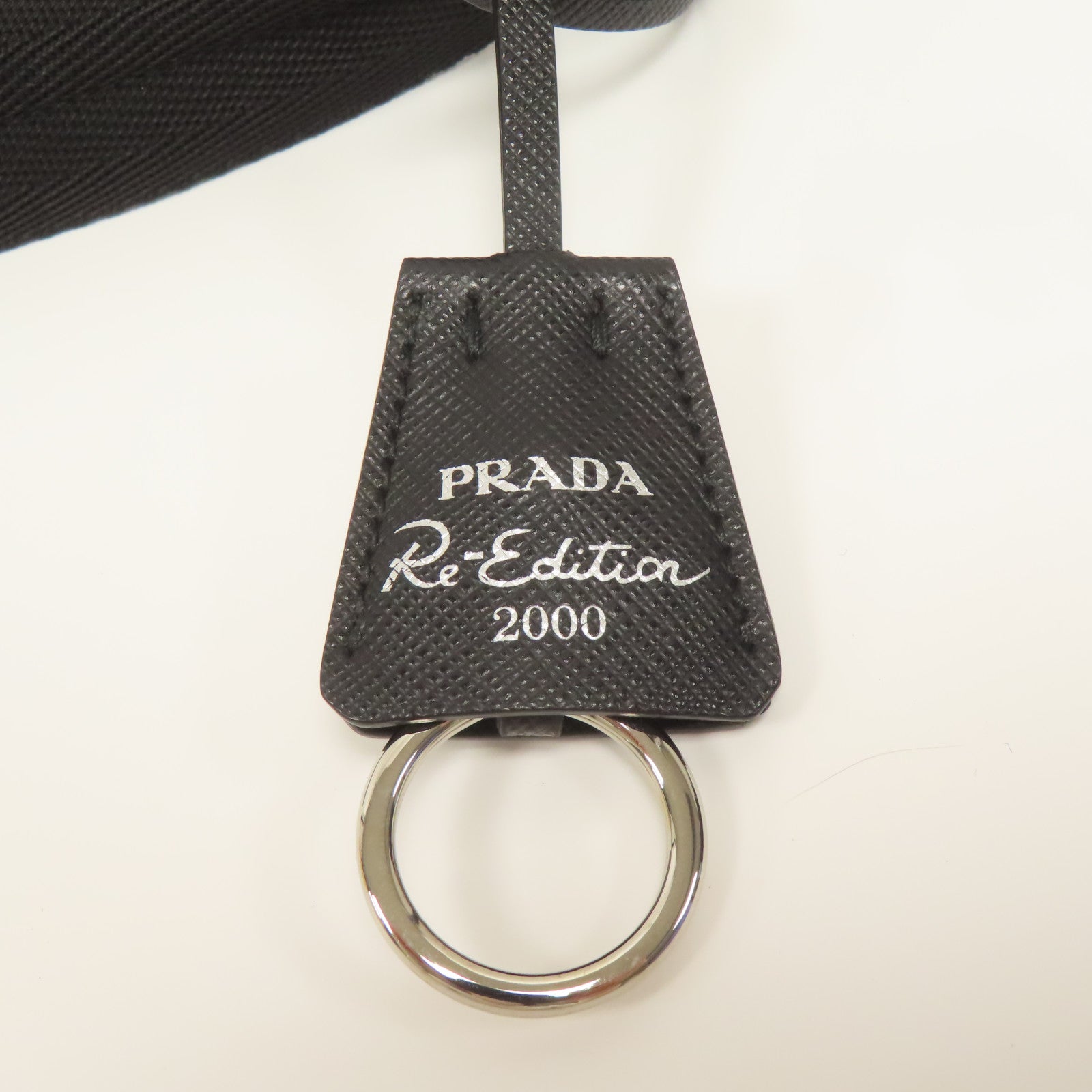 PRADA 【激減優惠】尼龍Handbag銀扣手挽袋黑色
