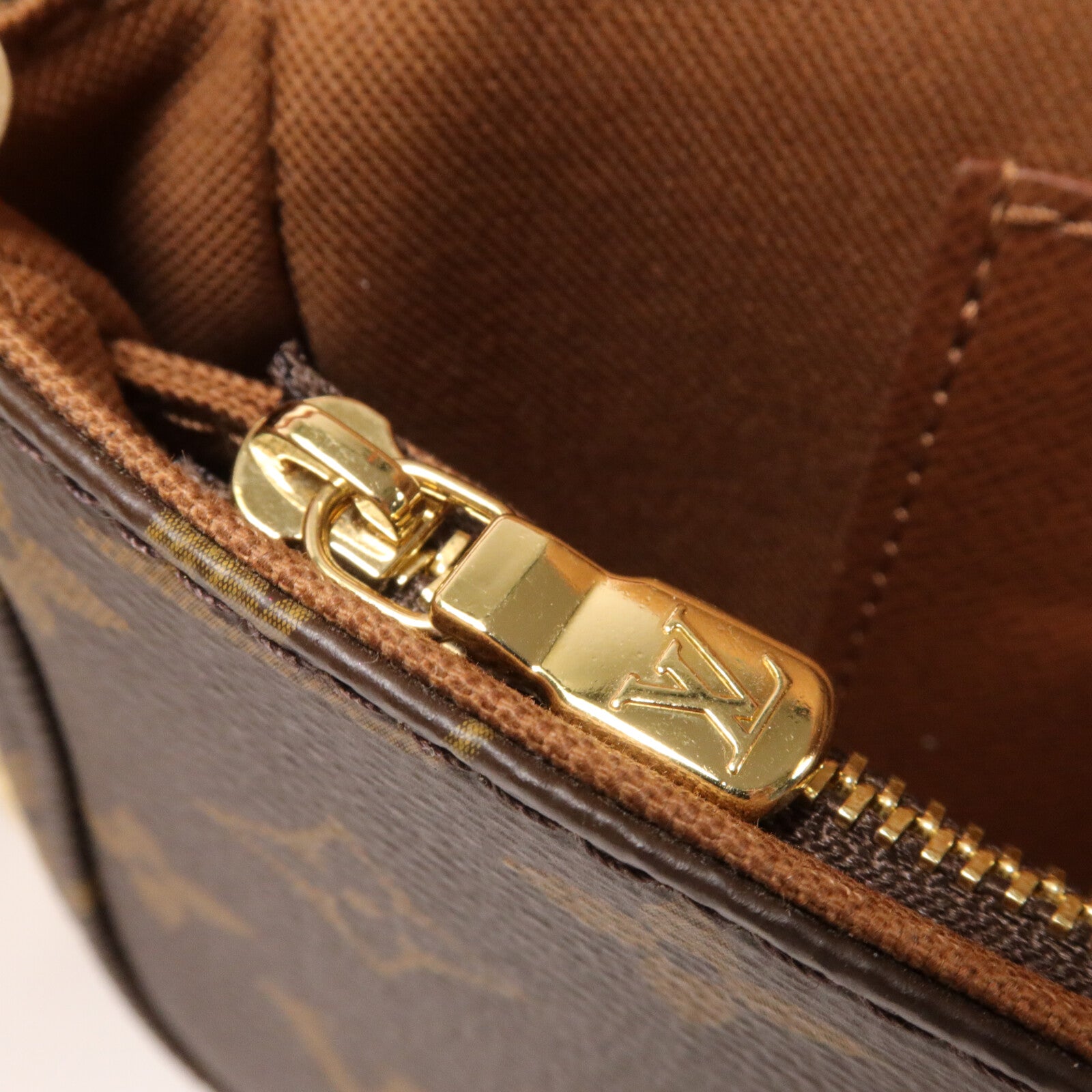 LOUIS VUITTON Monogram Wallet On Chain Ivy肩背袋