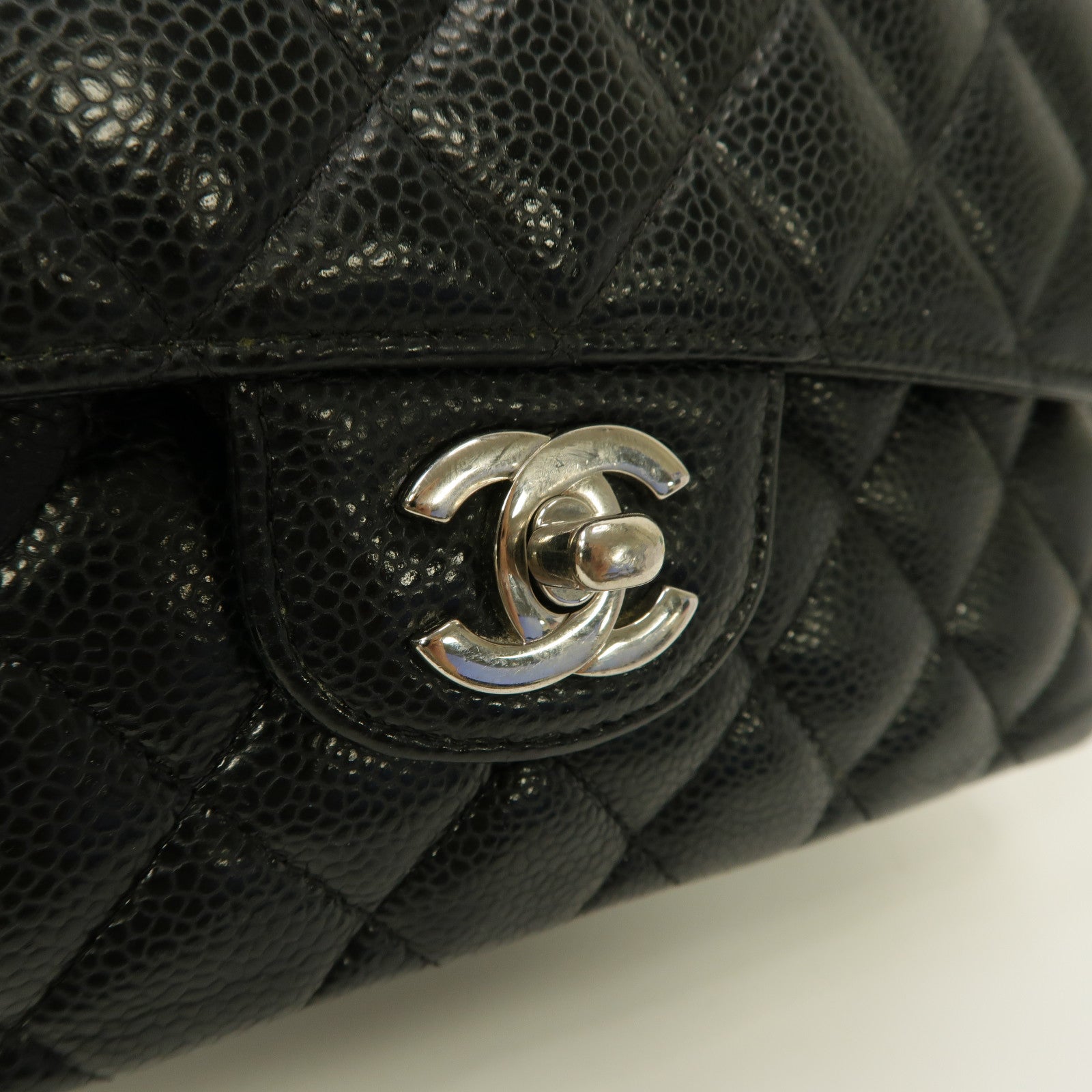 CHANEL 【激減優惠】菱格Caviar皮革Classic Flap 23銀扣鏈帶肩背袋黑色