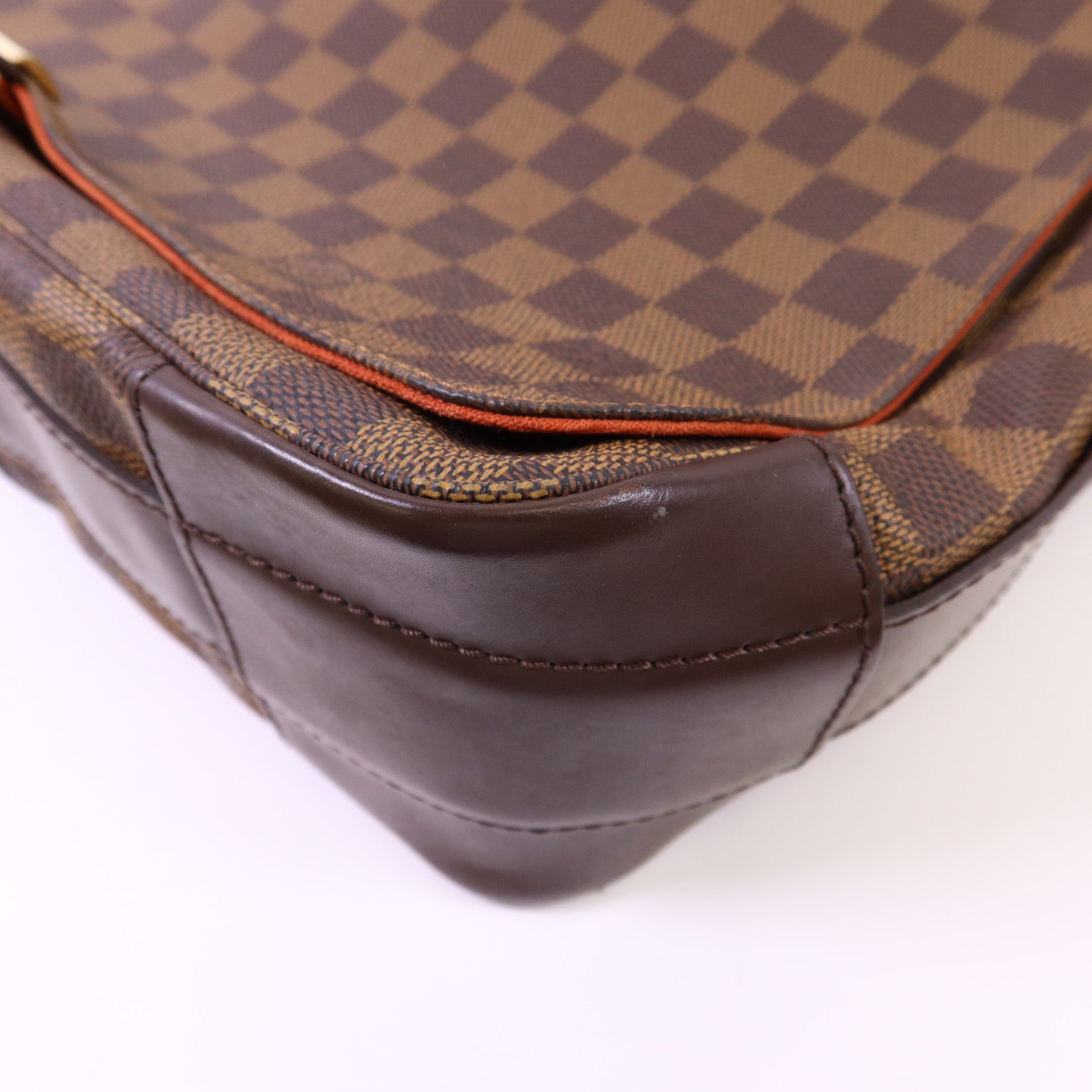 LOUIS VUITTON Damier Bastille金扣肩背袋