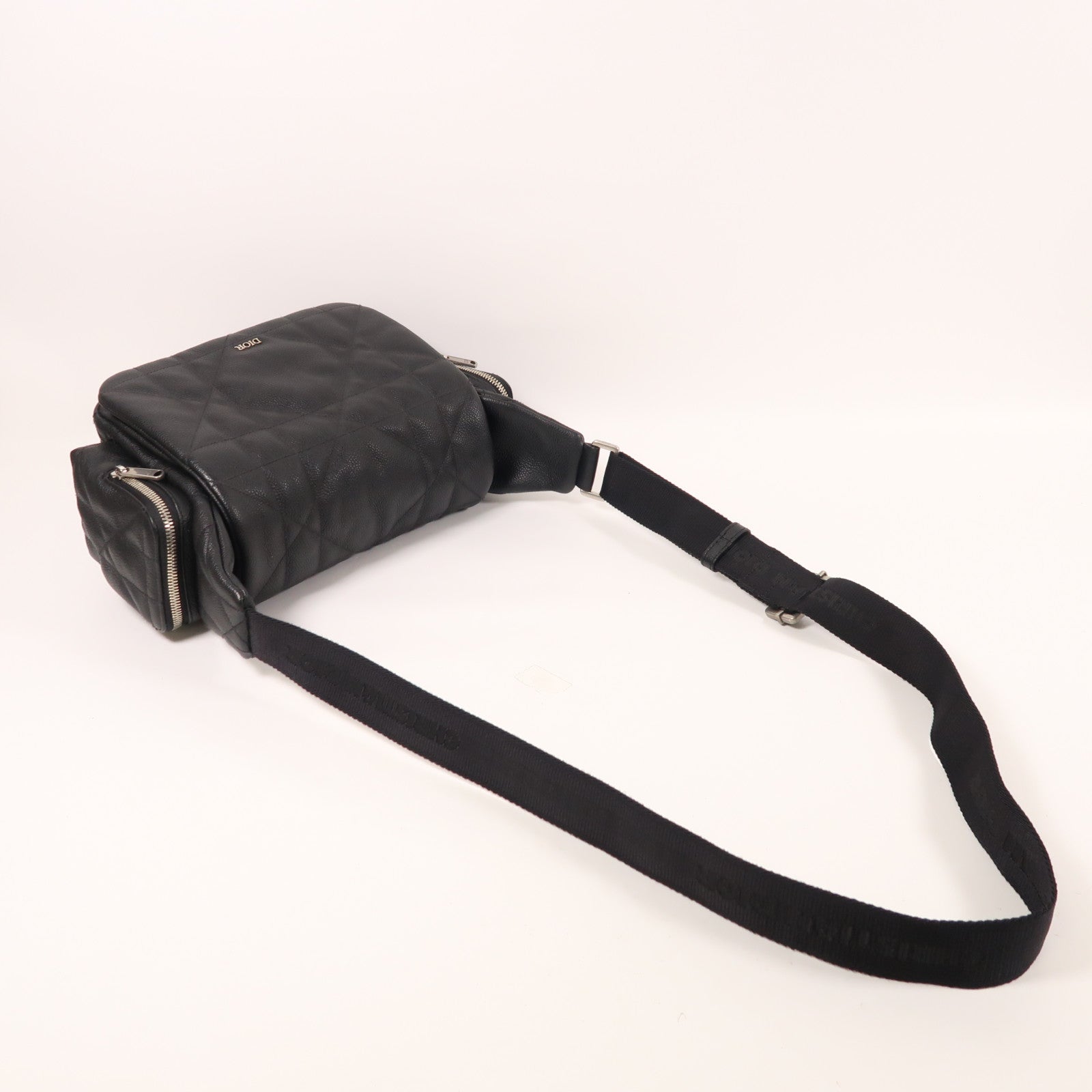 Dior 牛皮皮革Camera Bag銀扣肩背袋