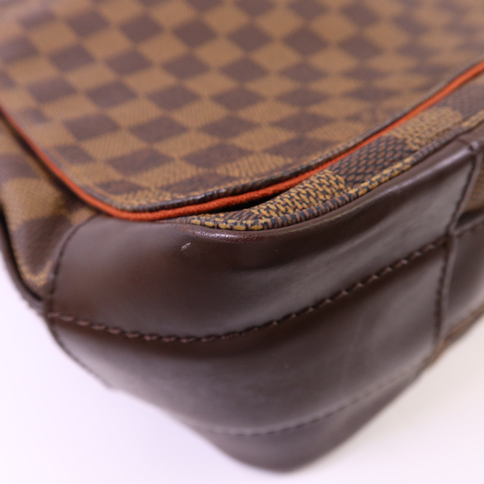LOUIS VUITTON Damier Bastille金扣肩背袋