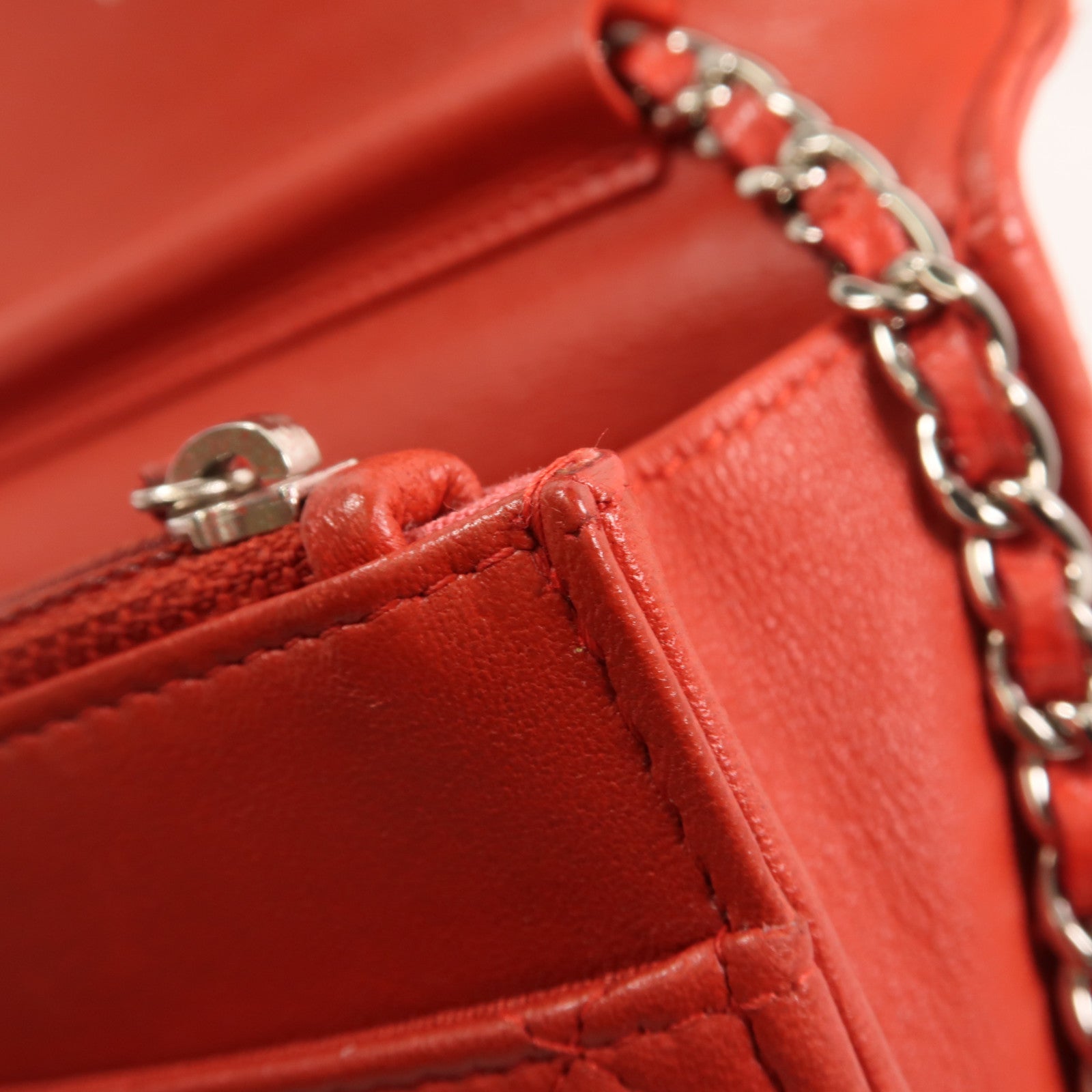CHANEL 羊皮皮革WOC Wallet On Chain鏈帶肩背袋