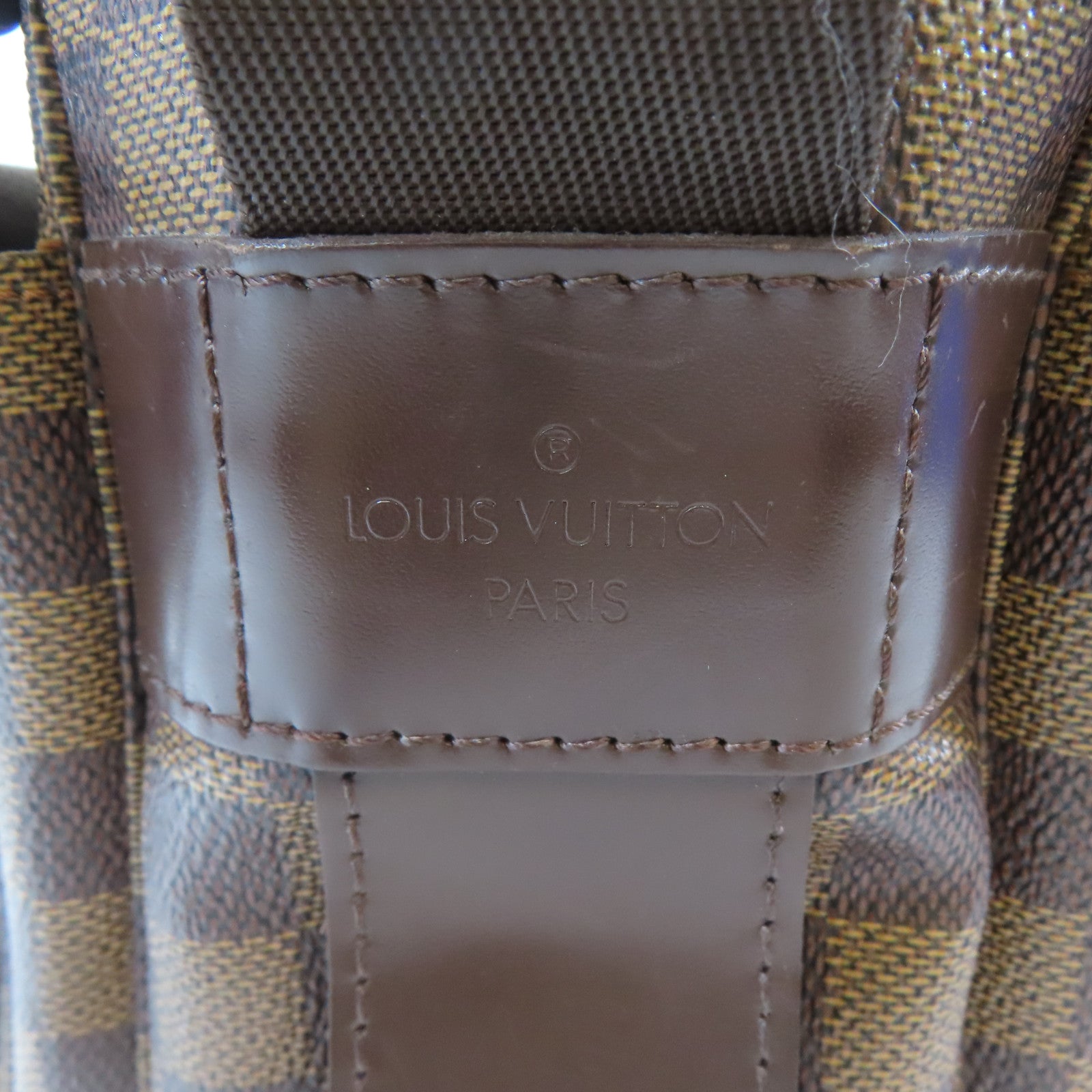 LOUIS VUITTON Damier Naviglio金扣肩背袋啡色