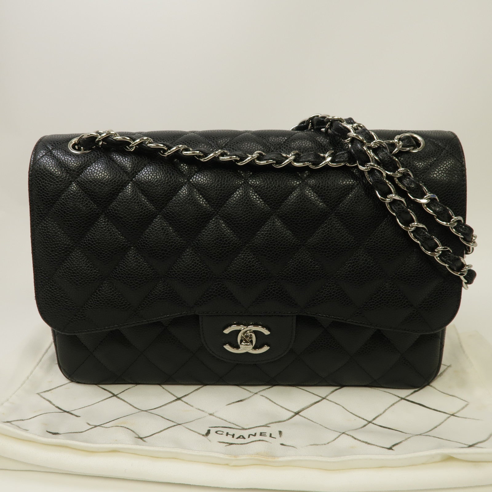 CHANEL 【激減優惠】菱格Caviar皮革Classic Jumbo銀扣鏈帶肩背袋黑色