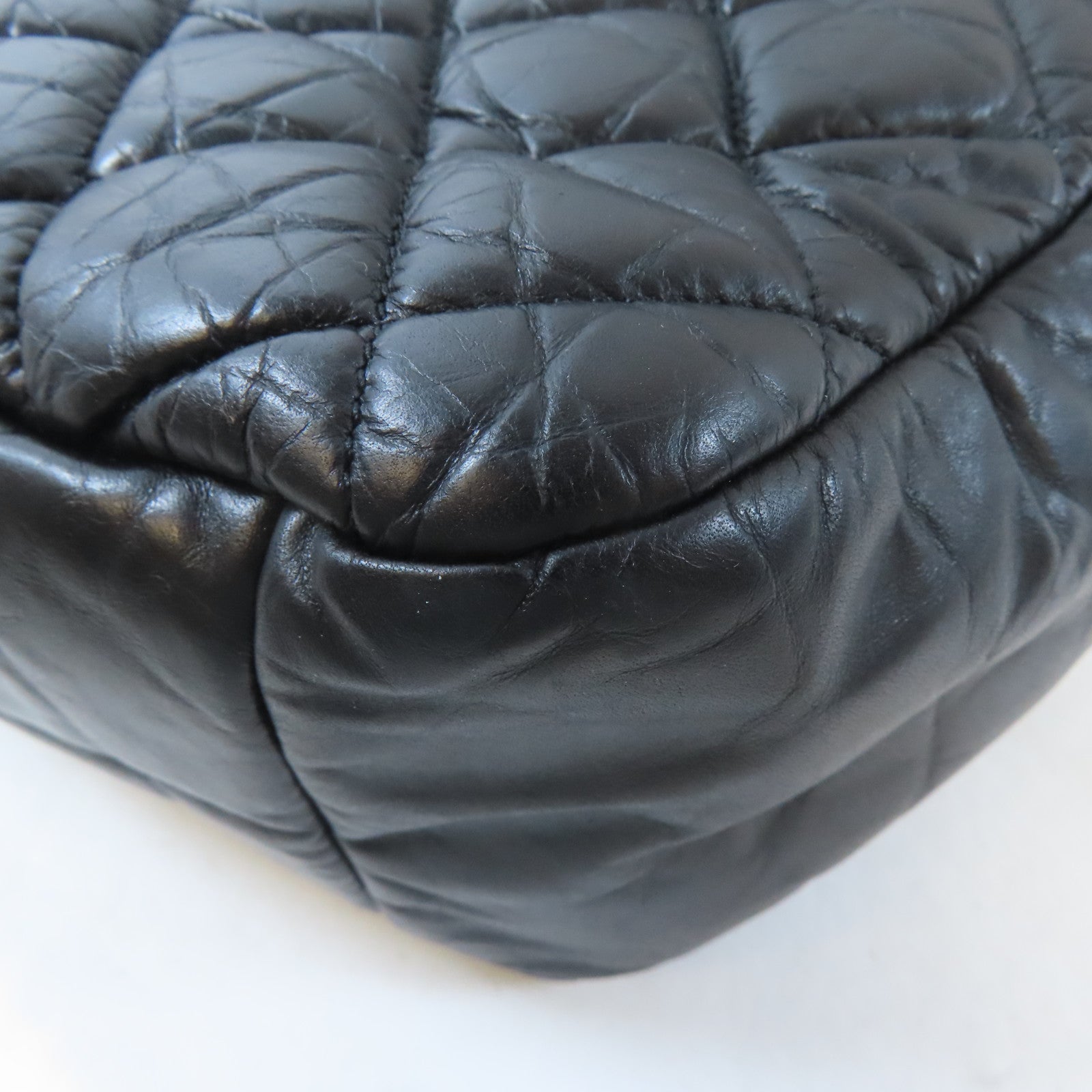 CHANEL 菱格尼龍Coco Cocoon Messenger Bag銀扣肩背袋黑色