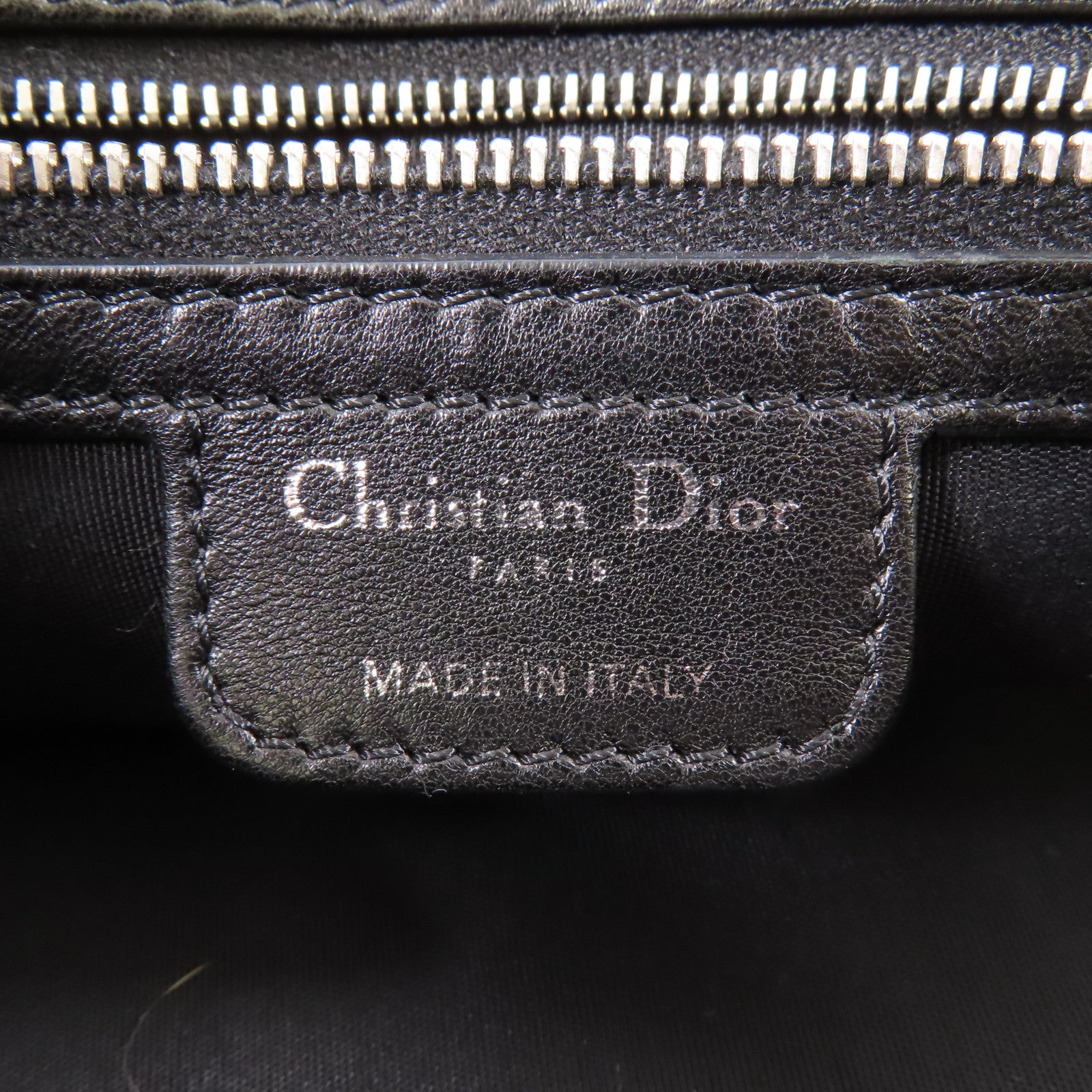 Dior 皮革Shoulder Bag銀扣鏈帶肩背袋黑色