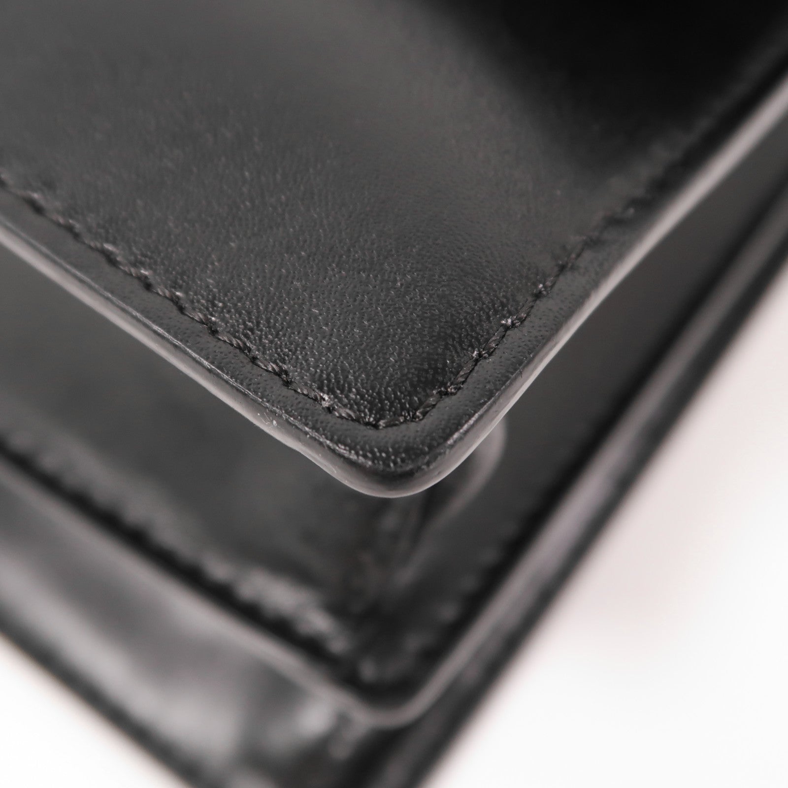 FENDI 牛皮皮革Kan I Monster Eyes銀扣鏈帶肩背袋