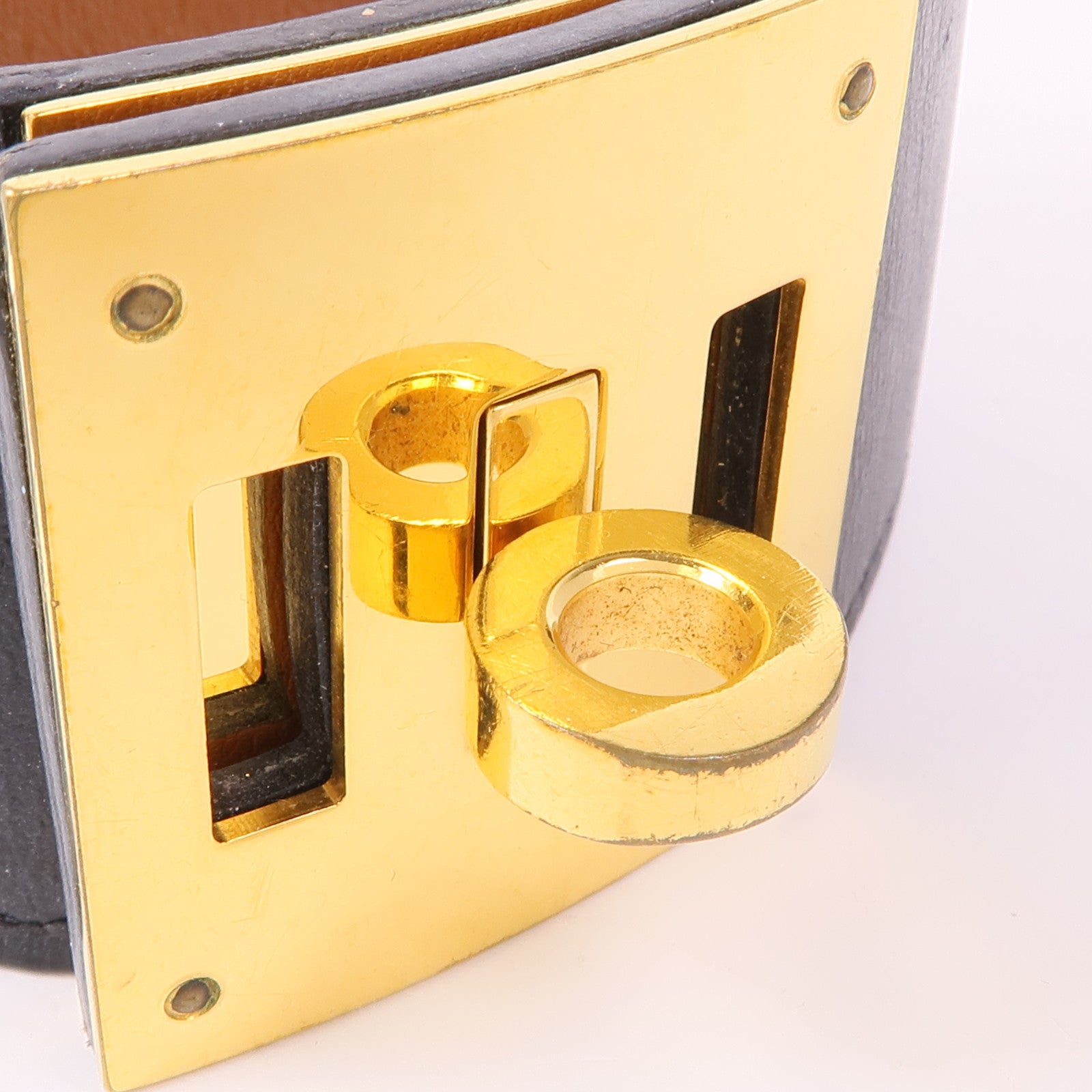 HERMES Swift皮革Kelly Dog Bracelet金扣手帶Noir