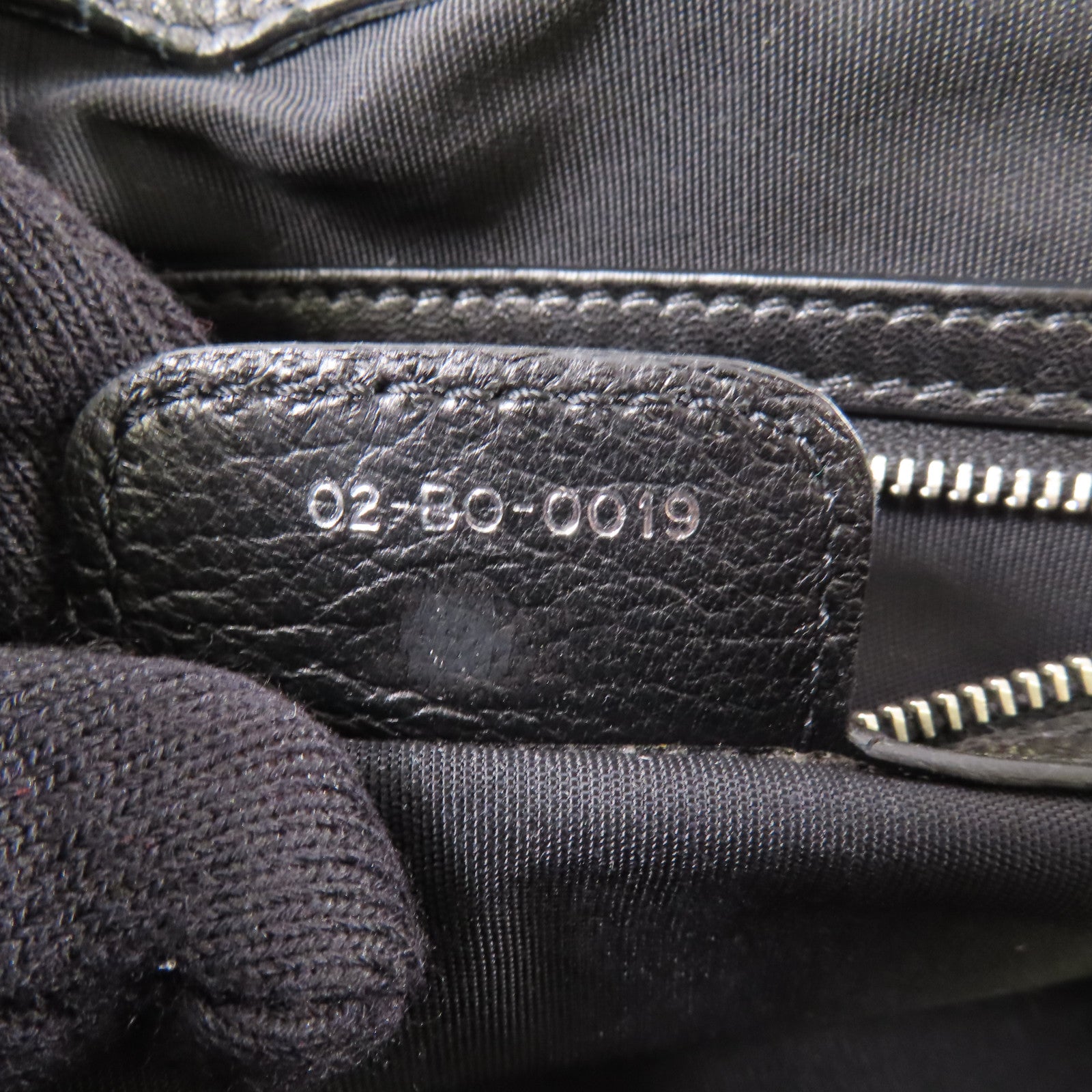 Dior 皮革Shoulder Bag銀扣鏈帶肩背袋黑色