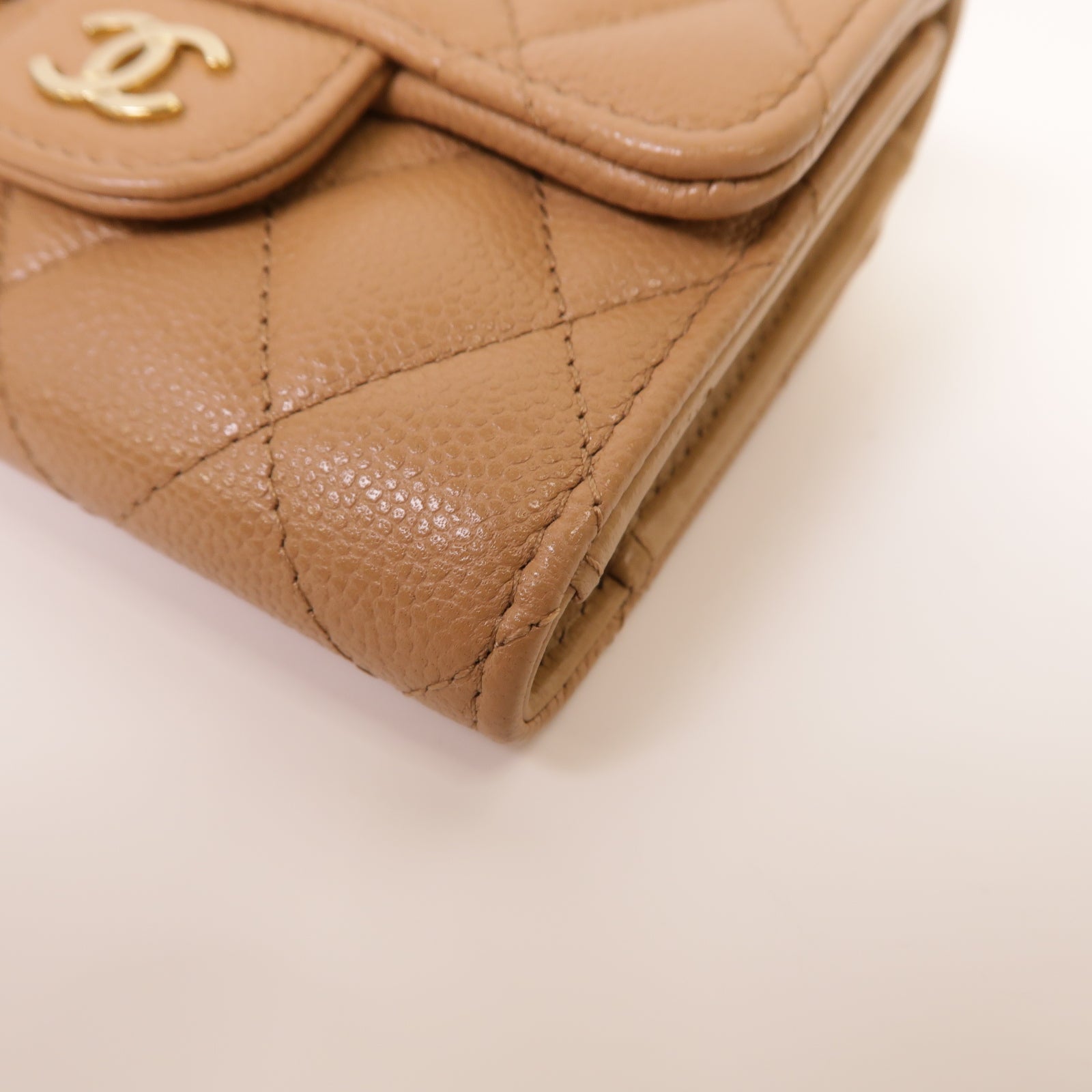 CHANEL 菱格Caviar皮革Wallet金扣錢包杏色