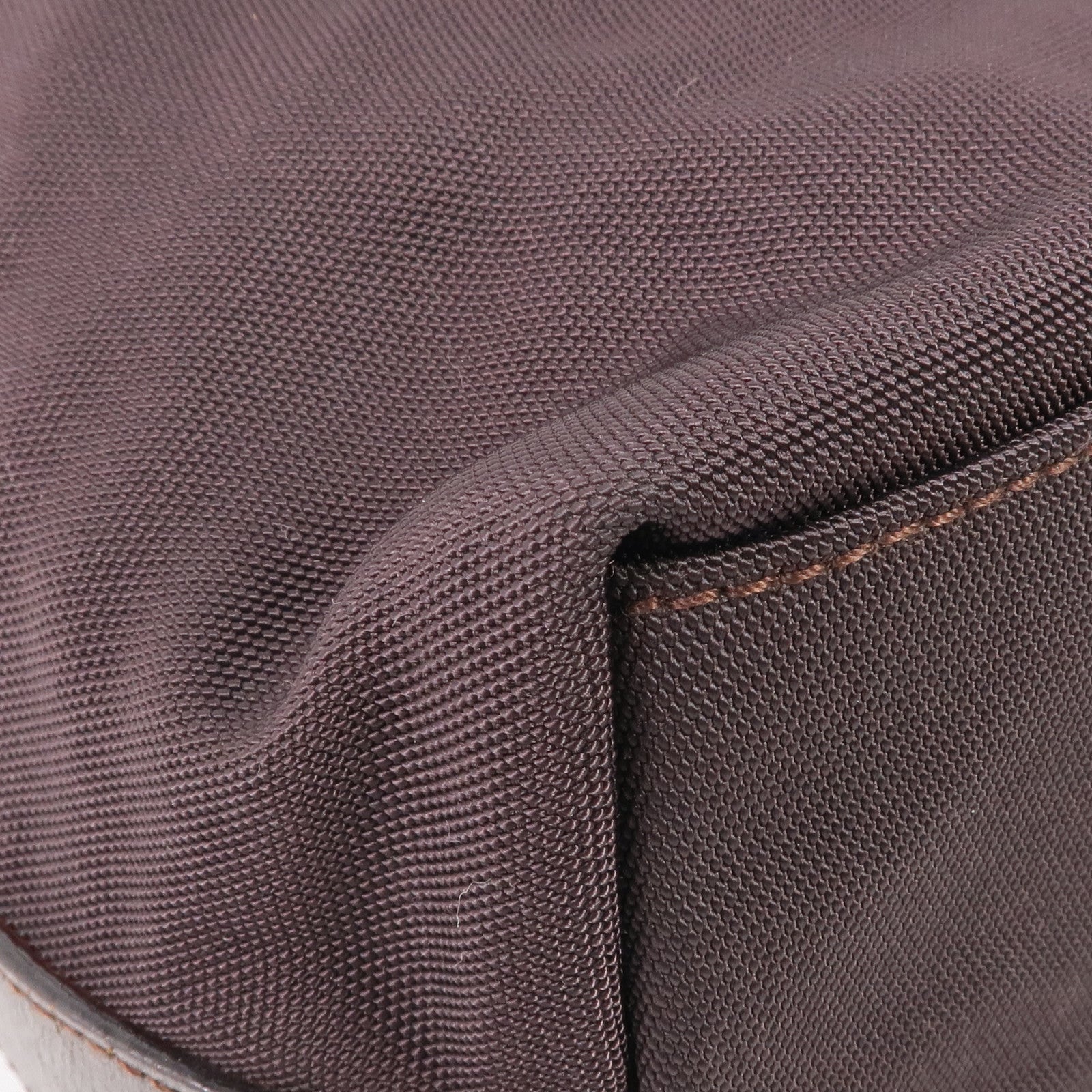 GUCCI 尼龍Handbag銀扣肩背袋