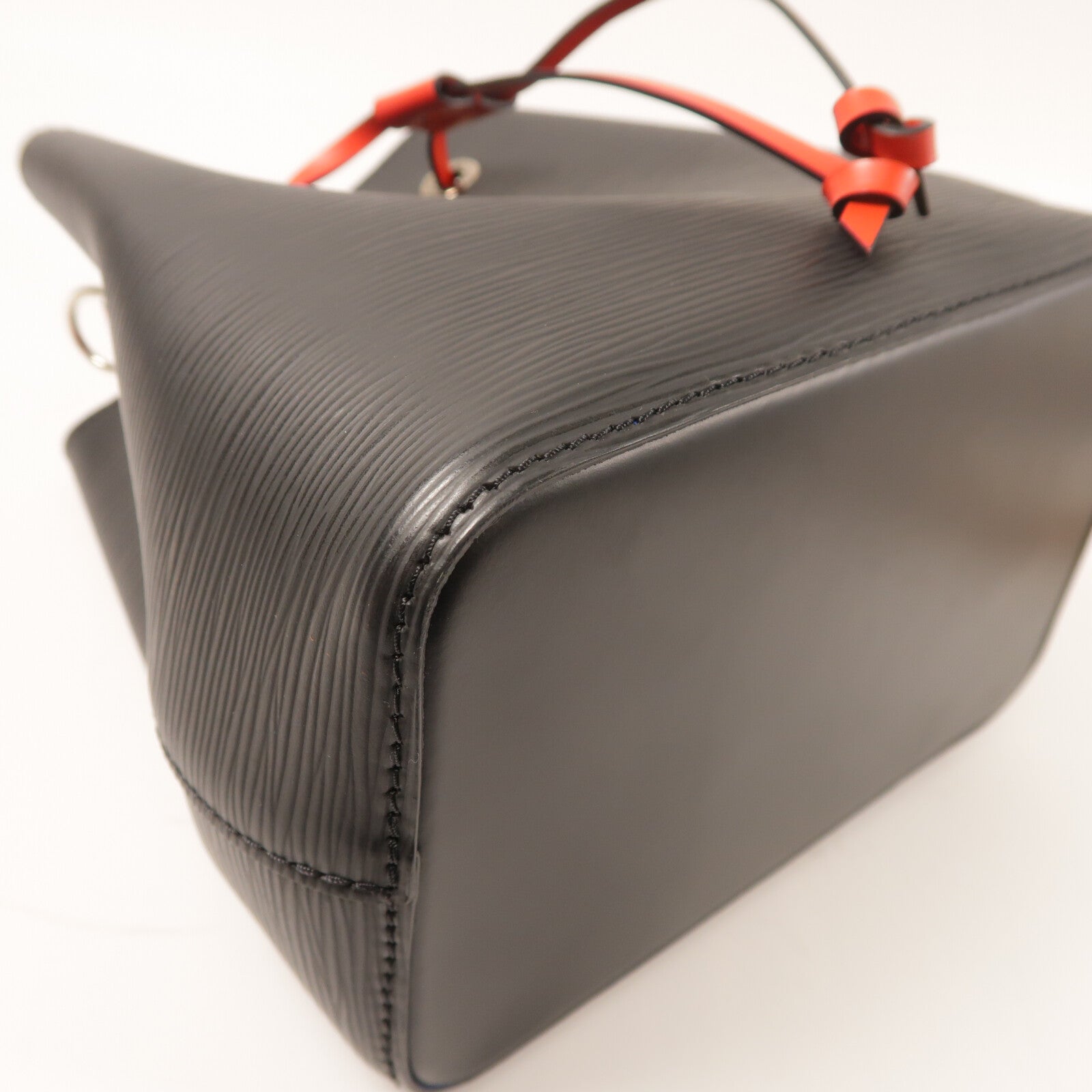 LOUIS VUITTON Epi Neo Noe BB銀扣手挽肩背兩用袋