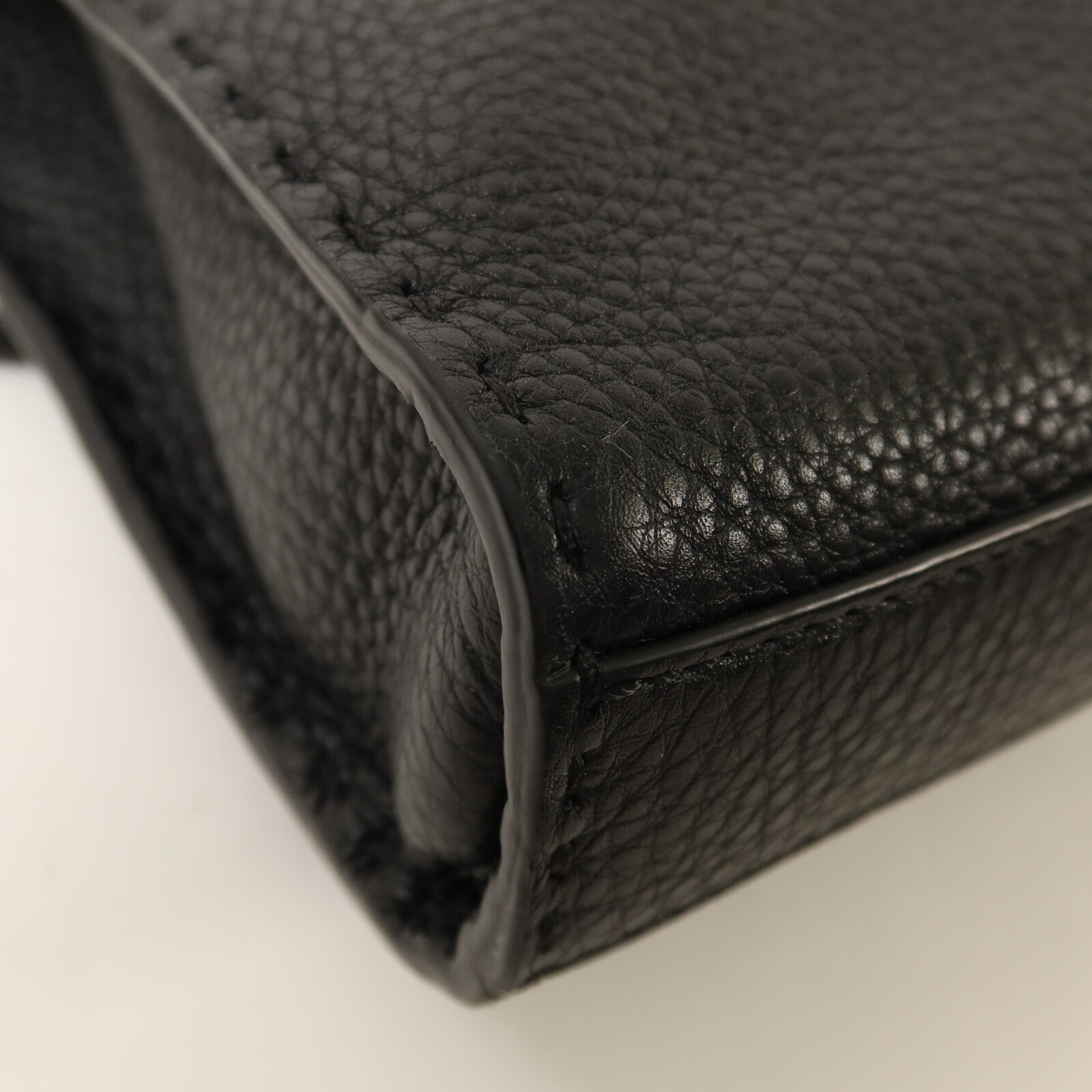 FENDI 牛皮皮革Peekaboo Utility銀扣手挽肩背兩用袋