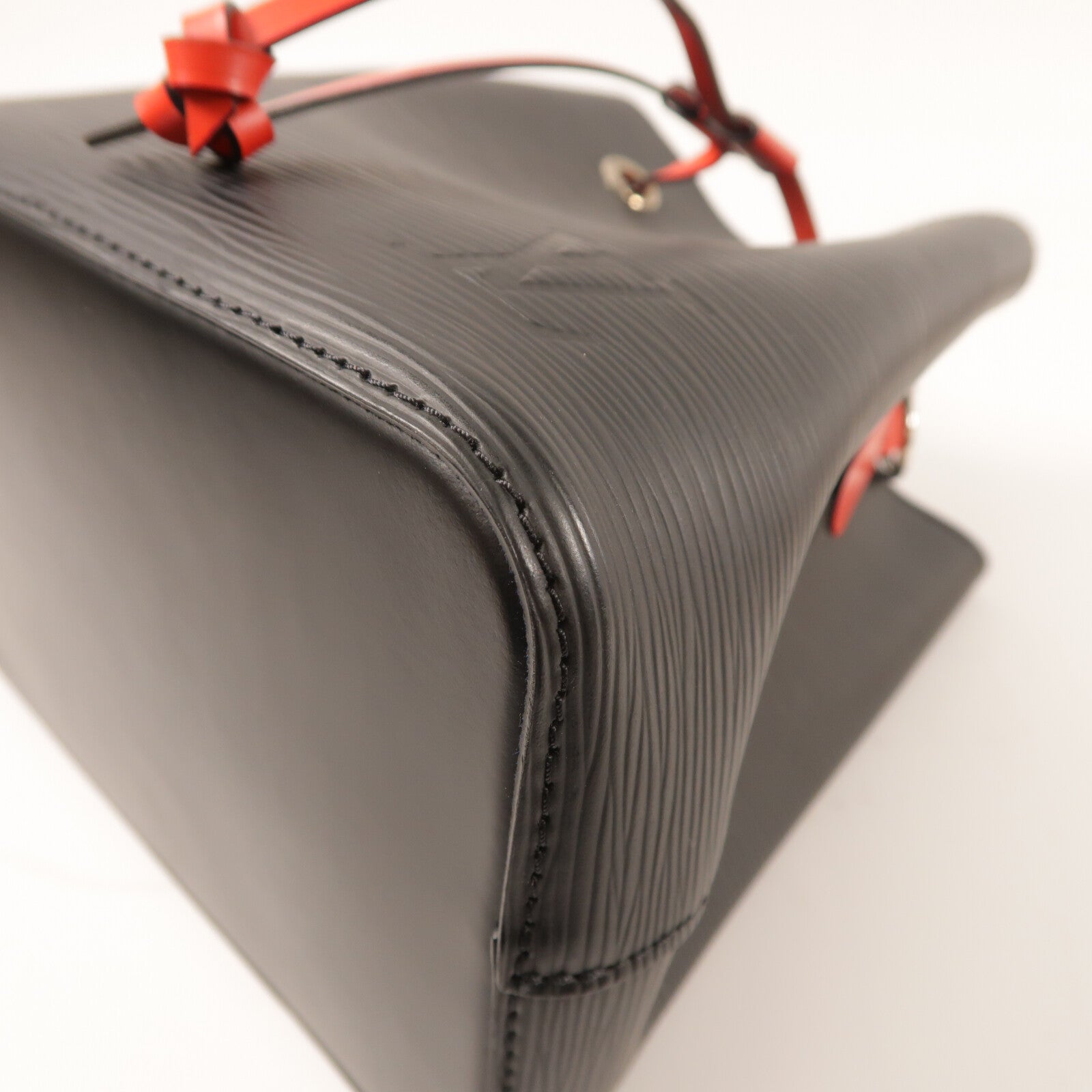 LOUIS VUITTON Epi Neo Noe BB銀扣手挽肩背兩用袋