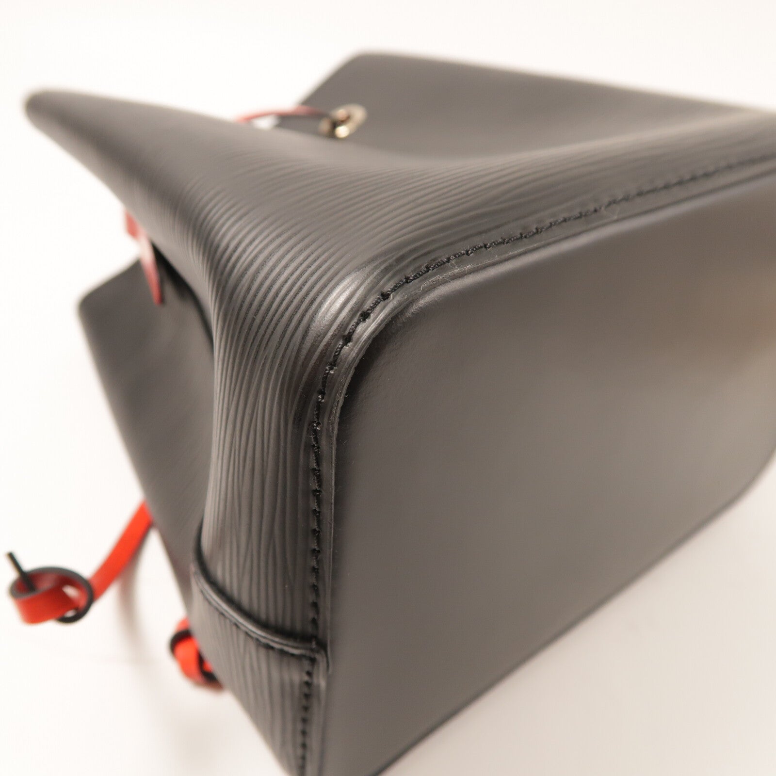 LOUIS VUITTON Epi Neo Noe BB銀扣手挽肩背兩用袋