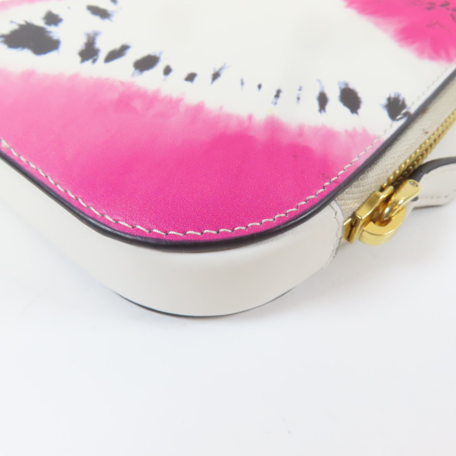 PRADA 皮革Mini Cargo Crossbody Bag金扣手挽肩背兩用袋白色