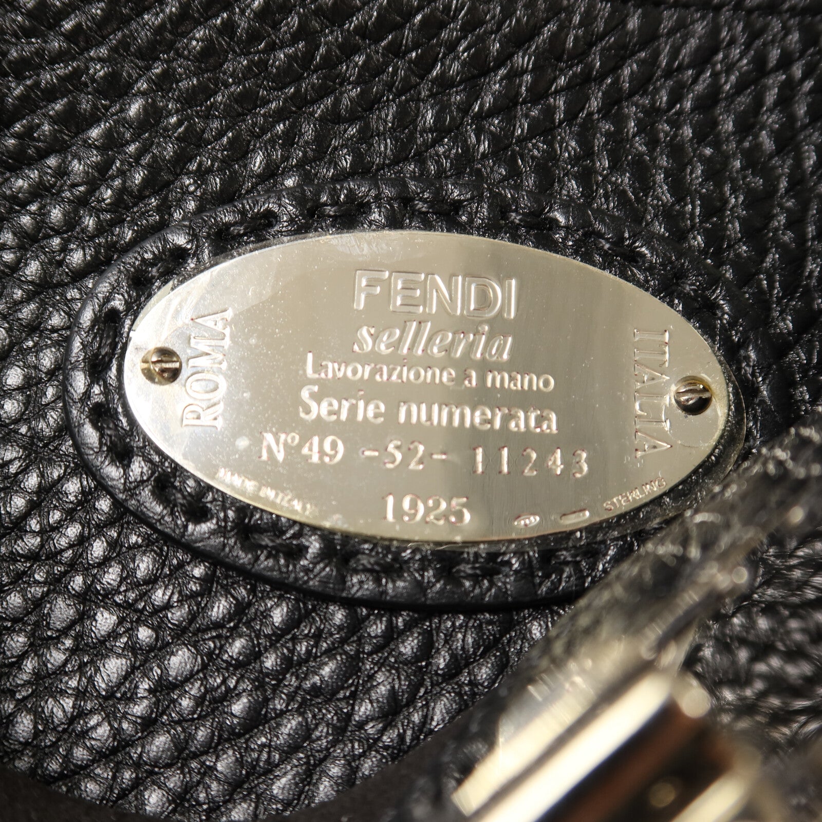 FENDI 牛皮皮革Peekaboo Utility銀扣手挽肩背兩用袋
