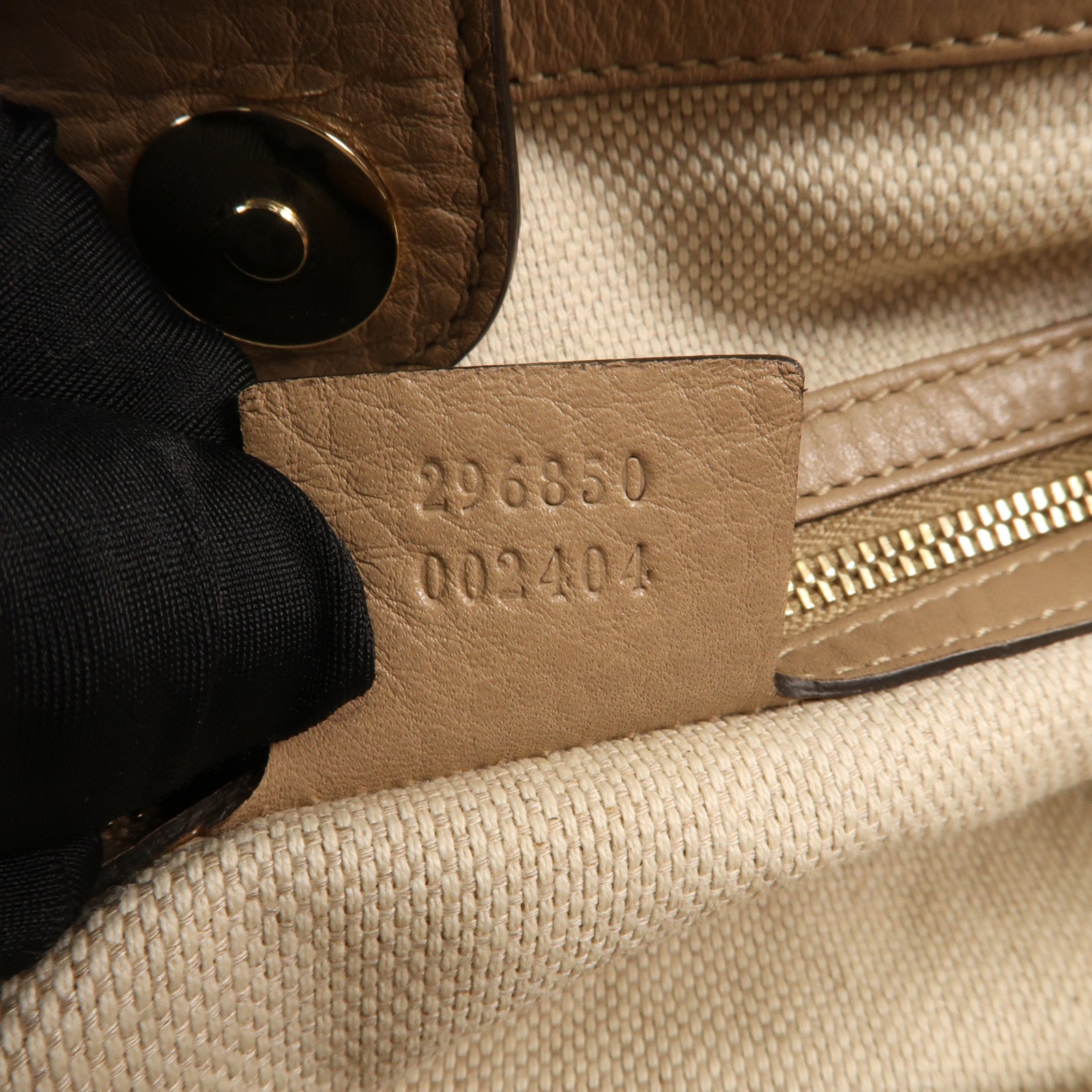 GUCCI 帆布GG Horsebit金扣肩背袋