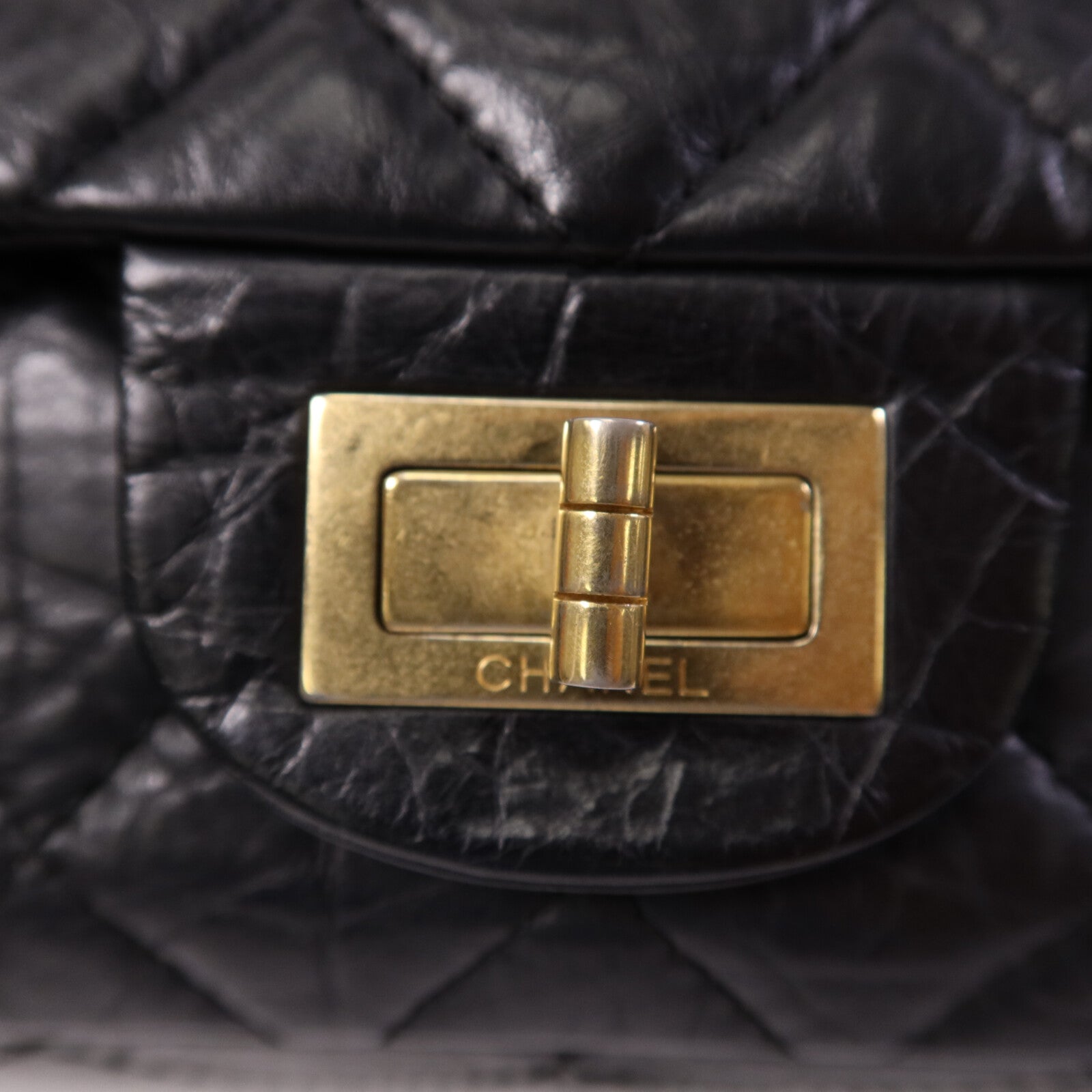 CHANEL 【激減優惠】牛皮皮革2.55 Large金扣鏈帶肩背袋