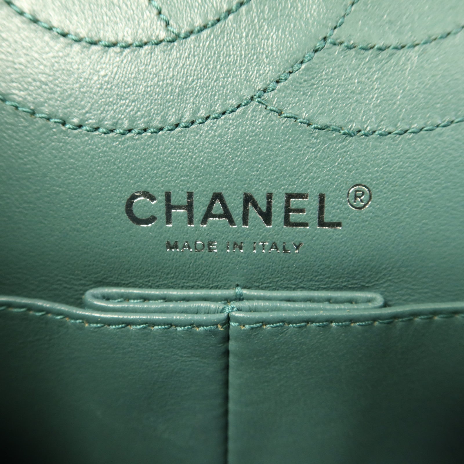 CHANEL 牛皮皮革2.55銀扣鏈帶肩背袋