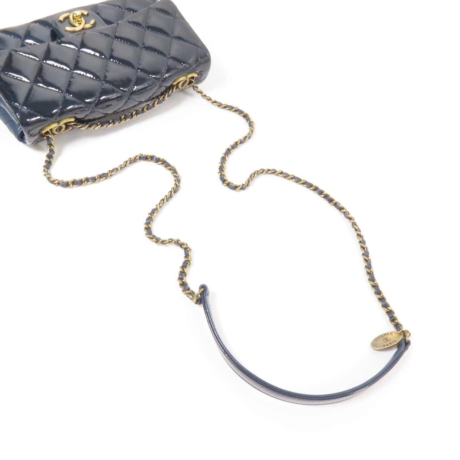 CHANEL 漆皮皮革Chain Shoulder金扣肩背袋