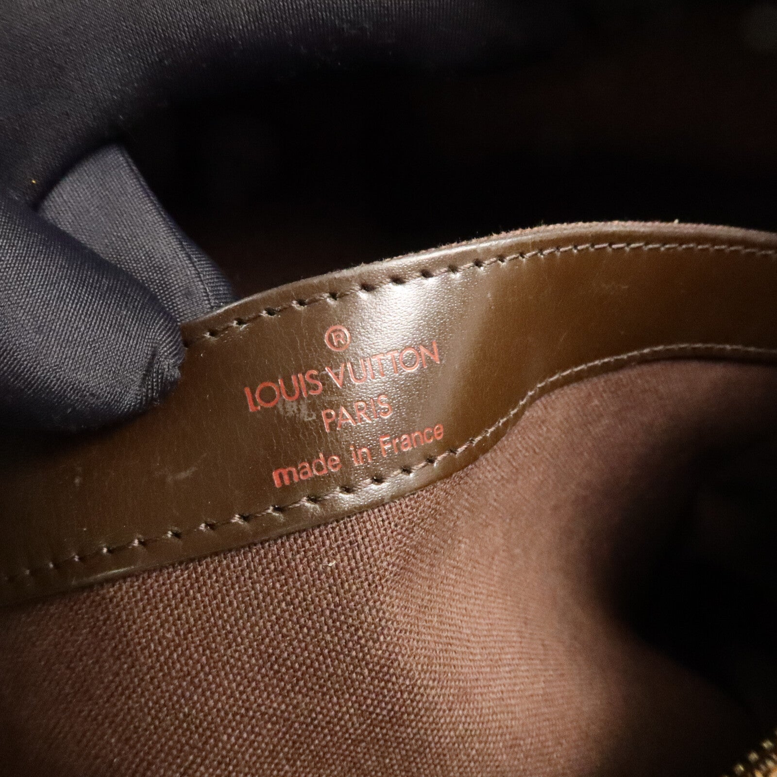 LOUIS VUITTON Damier Naviglio肩背袋