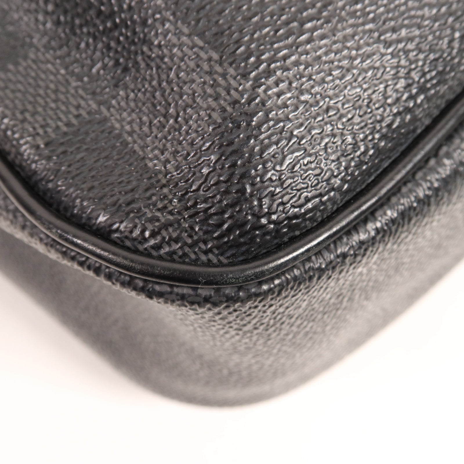 LOUIS VUITTON Damier Graphite Daniel GM銀扣肩背袋