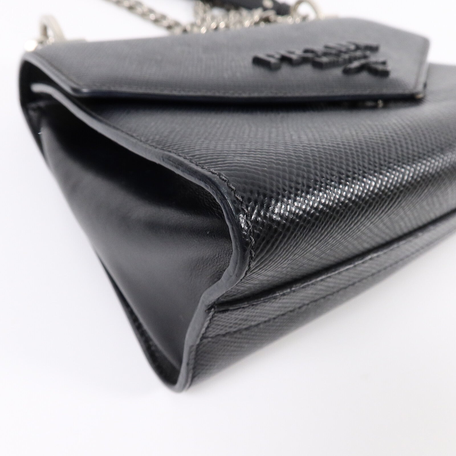 PRADA Saffiano Monochrome鏈帶肩背袋