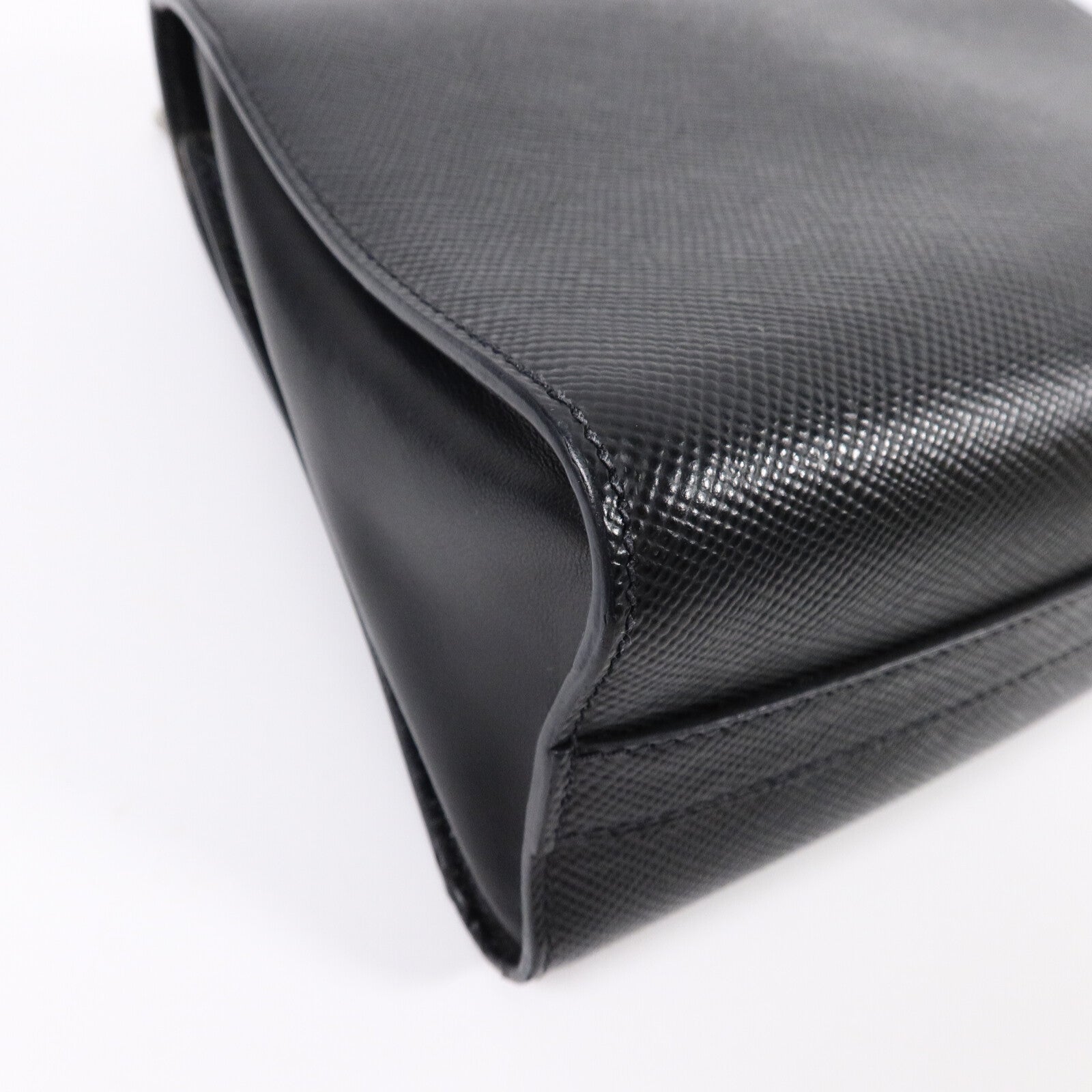 PRADA Saffiano Monochrome鏈帶肩背袋