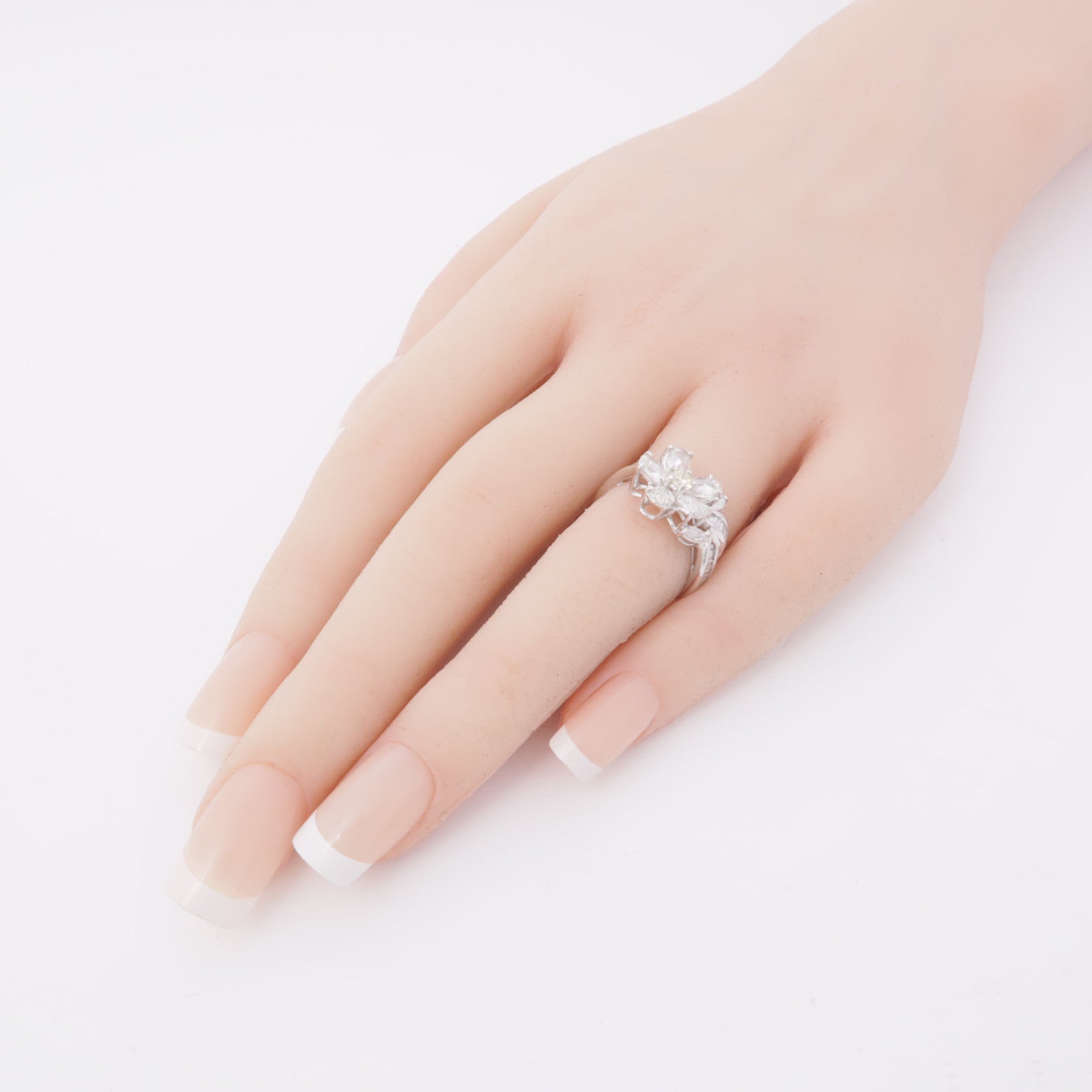 JEWELRY 【激減優惠】18K白金Diamond Ring鑽石戒指US#5.5