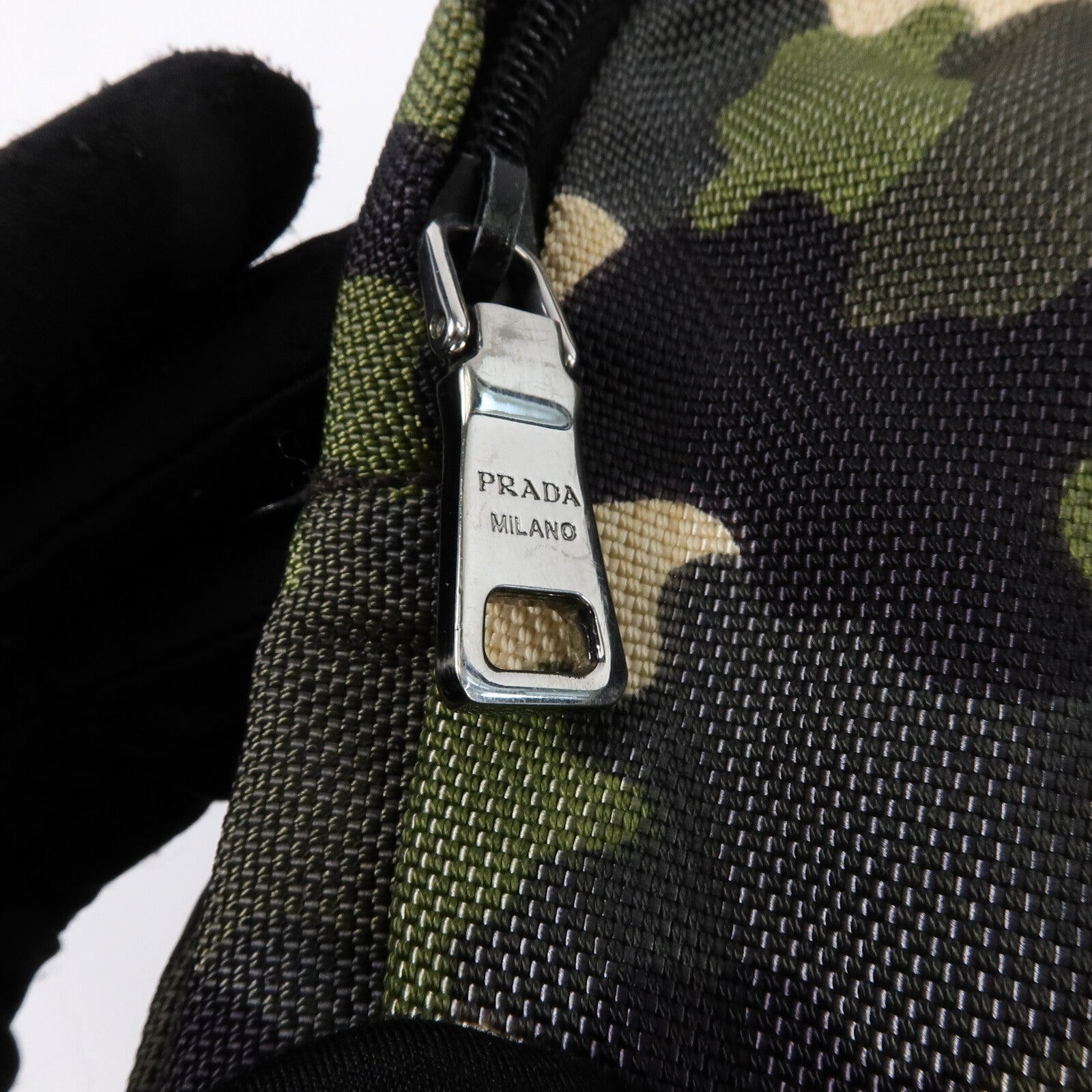 PRADA 尼龍Camouflage Messenger Bag肩背袋