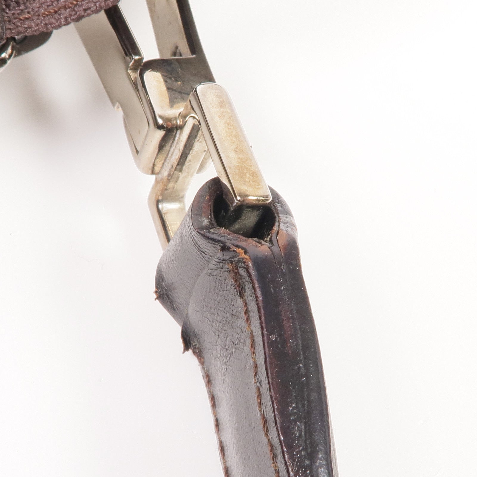 GUCCI 尼龍Handbag銀扣肩背袋